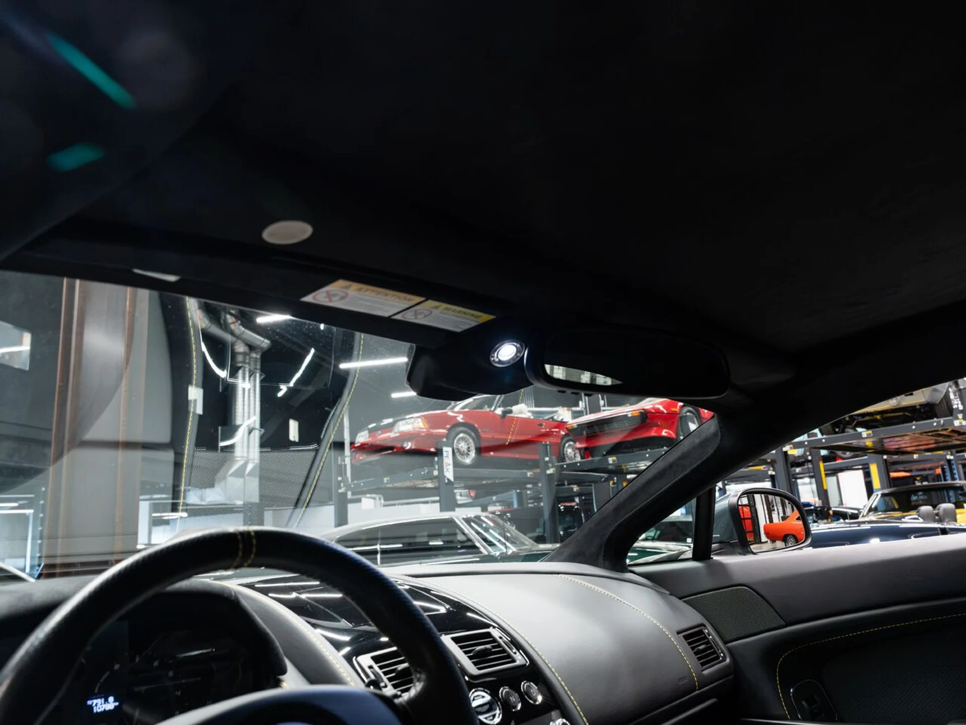 mph070_2550225889_aston_martin_v8_vantage_2015_c03fc124b6