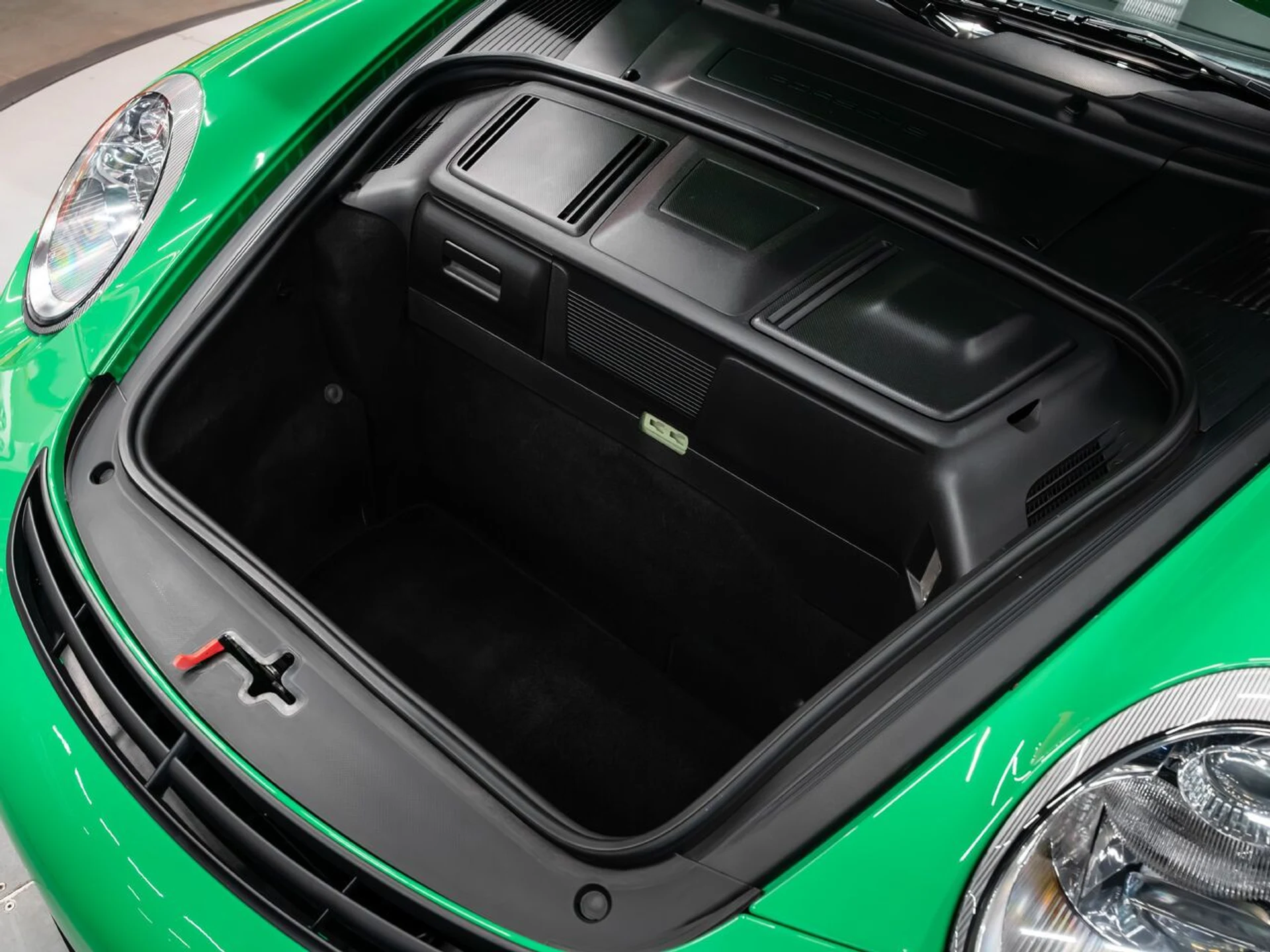 mph070_2573609359_porsche_911_gt3_rs_2007_77f54afe28