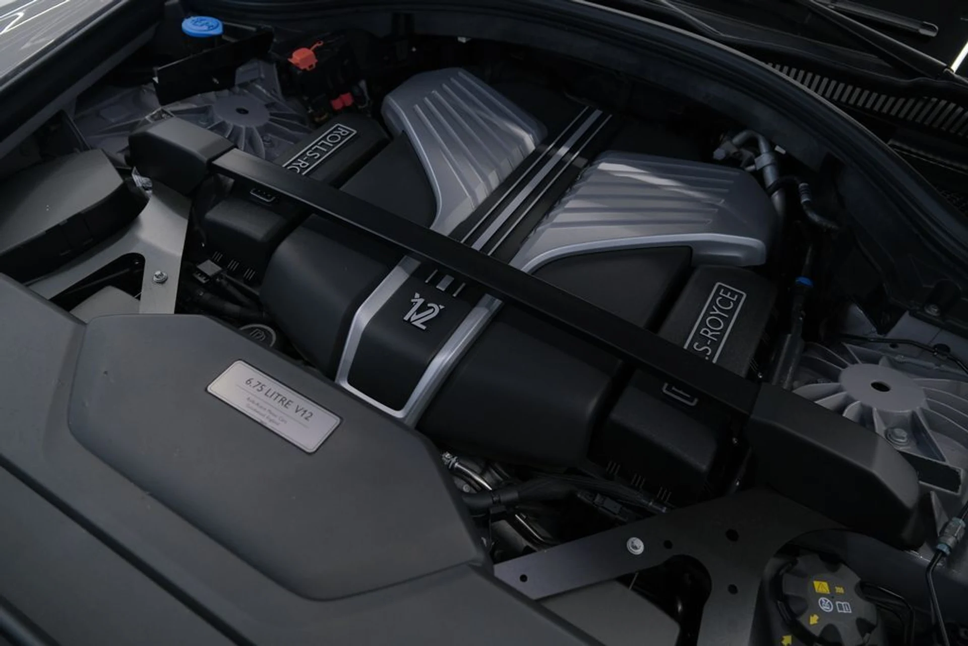 mph070_2626509317_db42601ad0f1ec924476c68f809d8d40_41f62e7e54