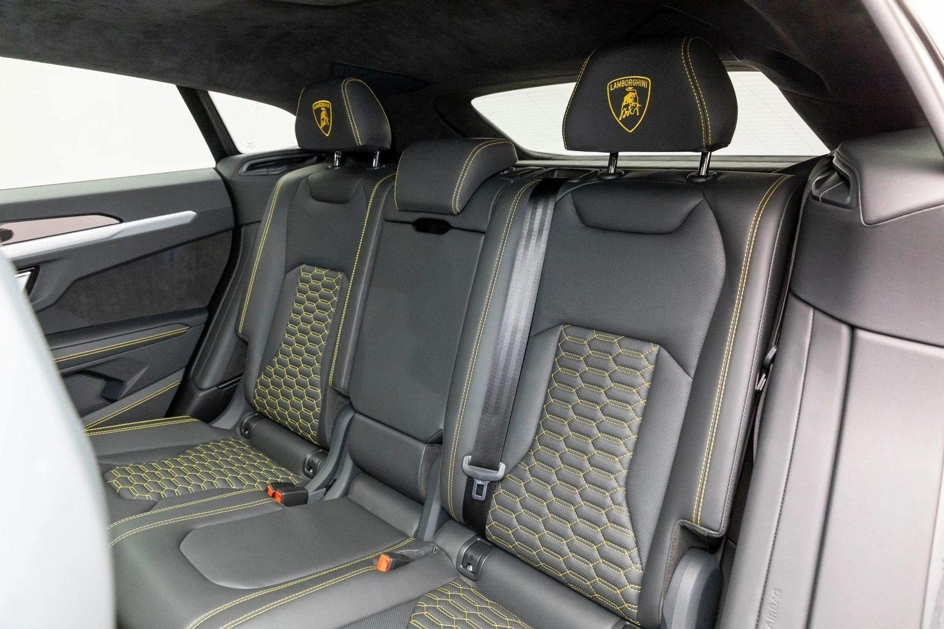 mph070_2654425830_71_e75809b509