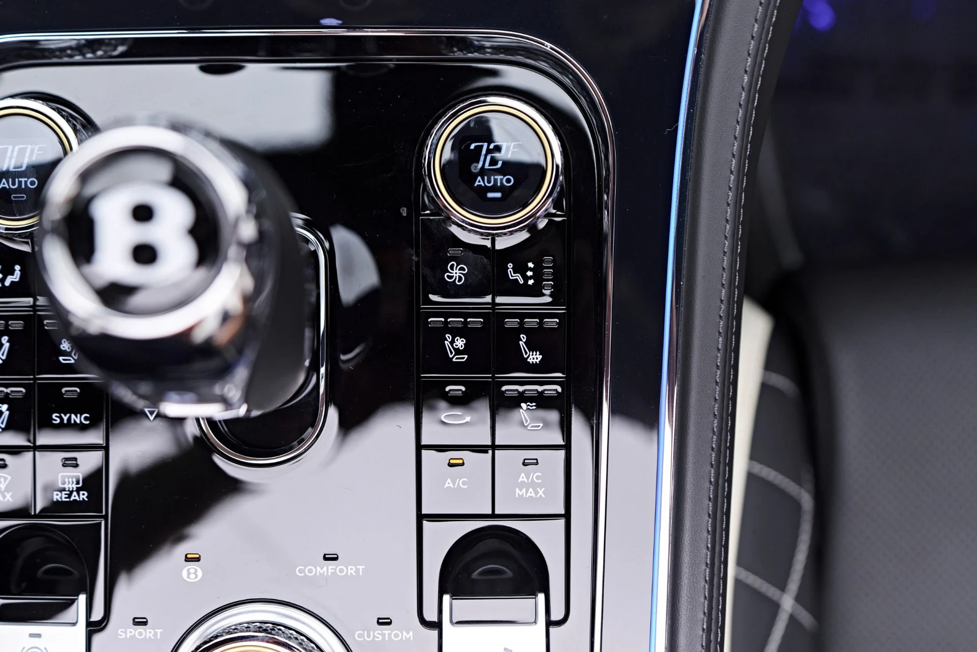 mph070_2693235498_Used_2024_Bentley_Continental_GT_Speed_1758316124_fb2a38b246