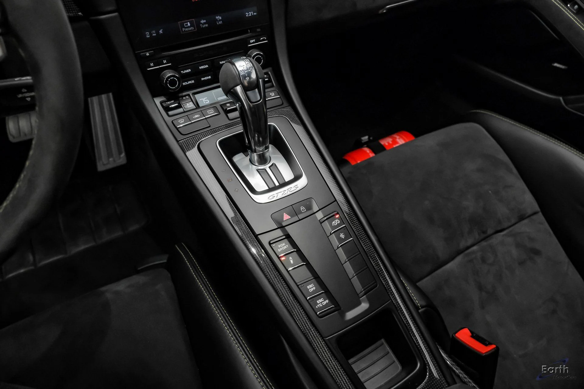 mph070_2703576866_7d3d353c75d2594704359c549916006ex_8e374ca75a