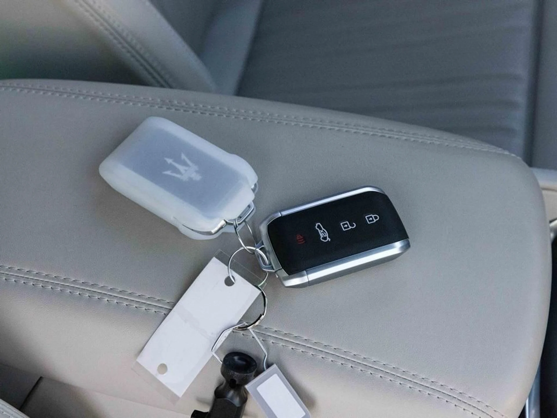 mph070_2711150507_480723428_694423014f23a11bfcaf5419_32600d4499