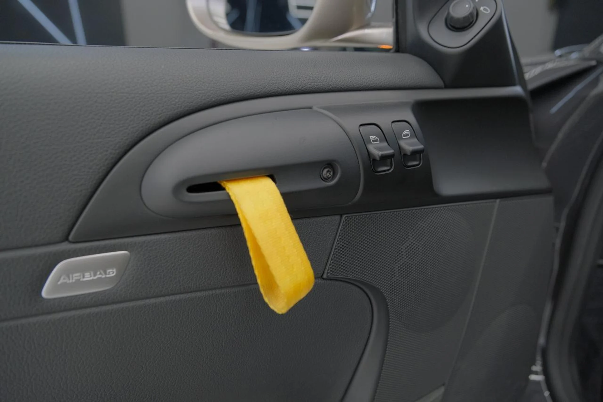 mph070_2753677829_2d5558b8ac0c32be218855ca37e24659_298a84afc4