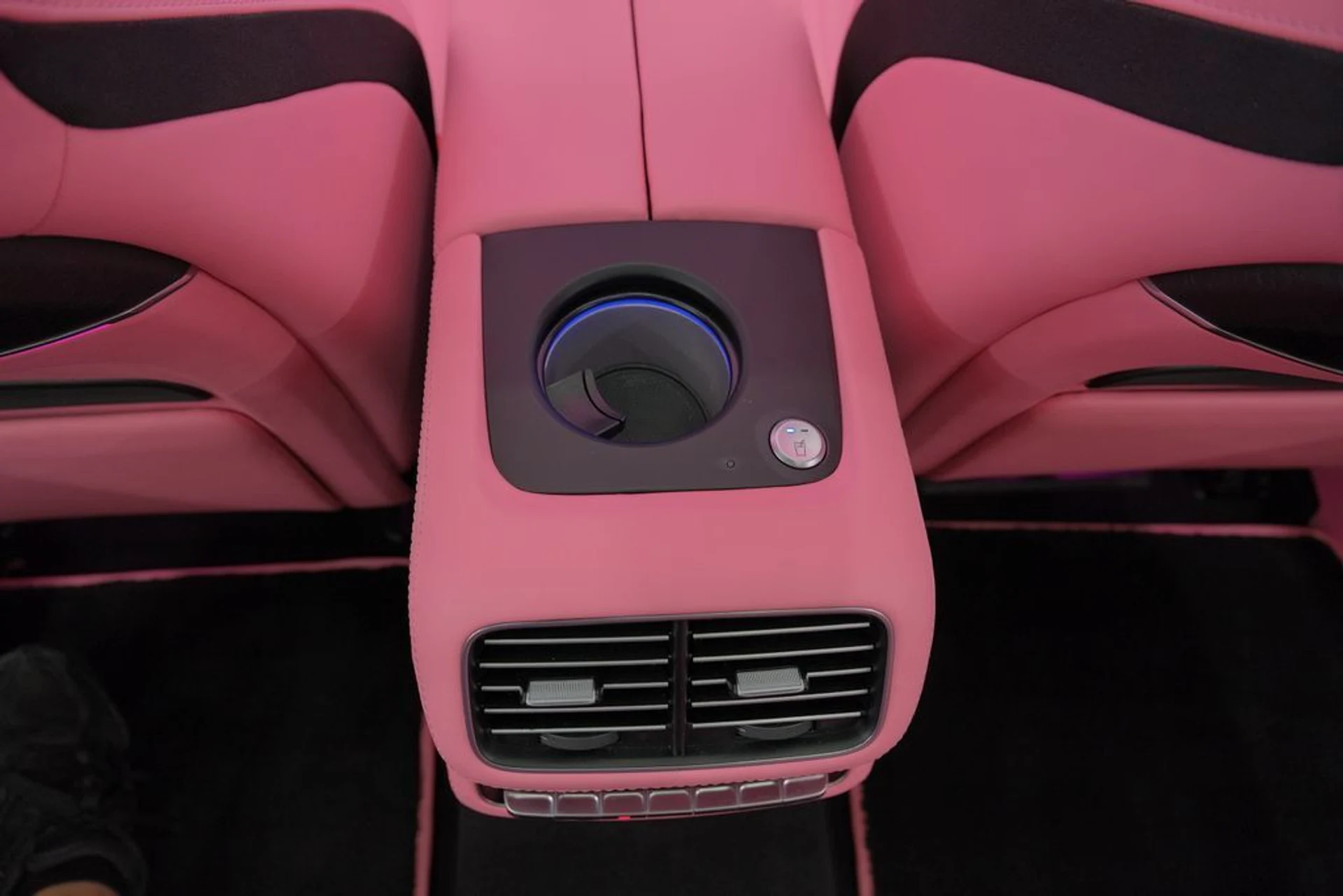 mph070_2770134965_8f8fd159b9bb0bf755ef1990432d4bf2_f94b1ff7e9