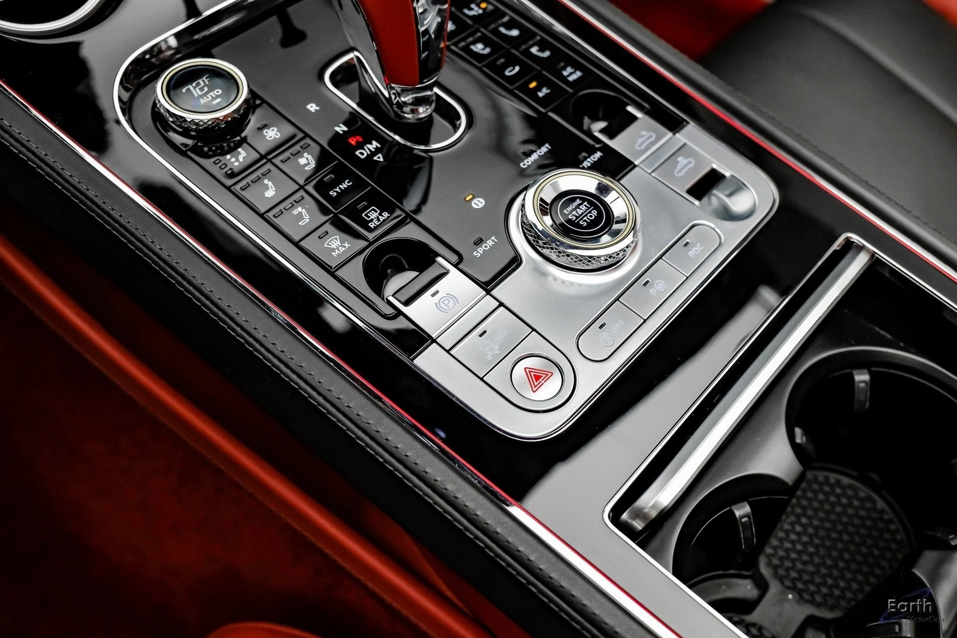 mph070_2789202180_31c9f1278e1828efbd76b2b4de327d32x_d1a02d73b1