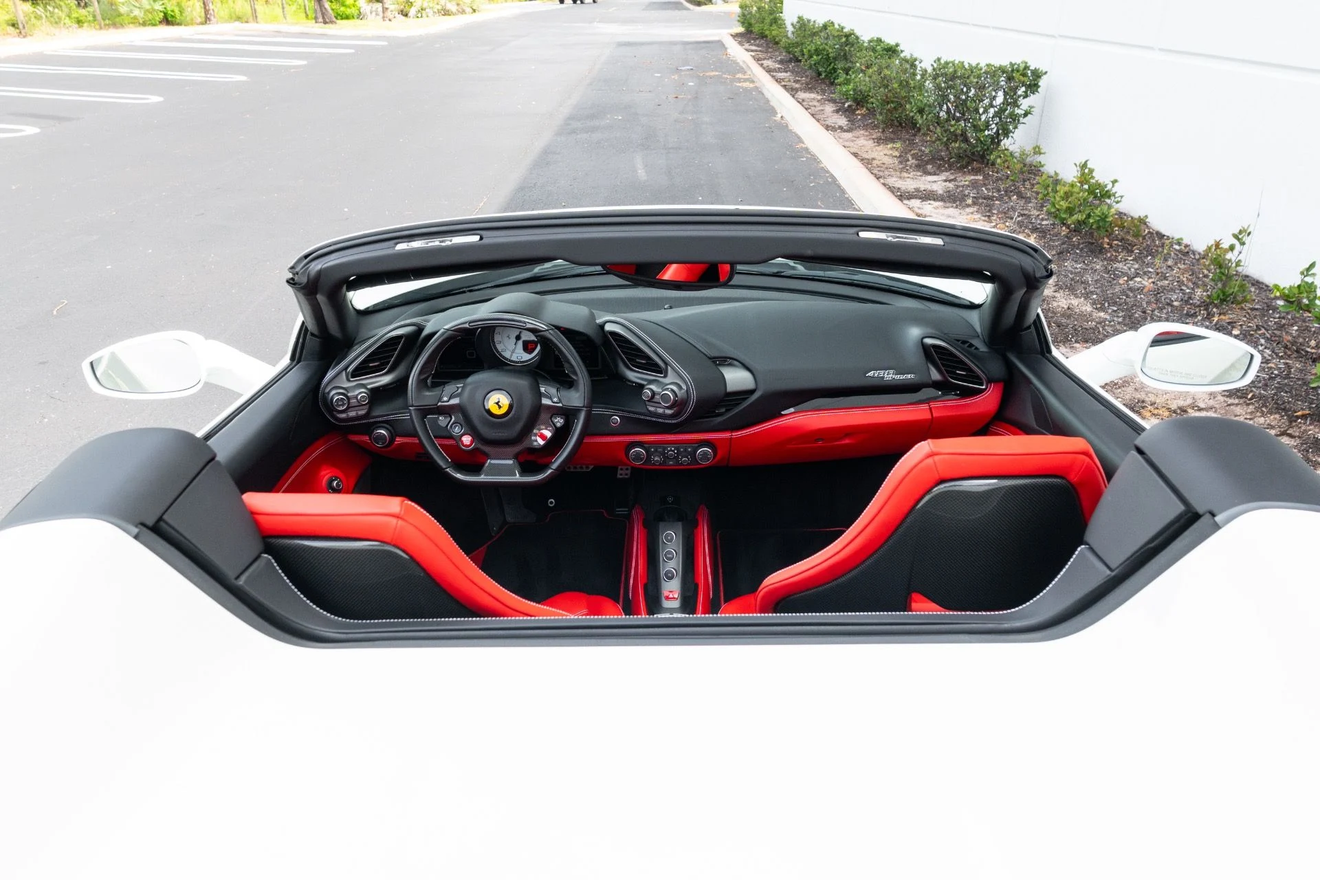 mph070_2852517465_Used_2018_Ferrari_488_Spider_1779900904_d06c271a8a