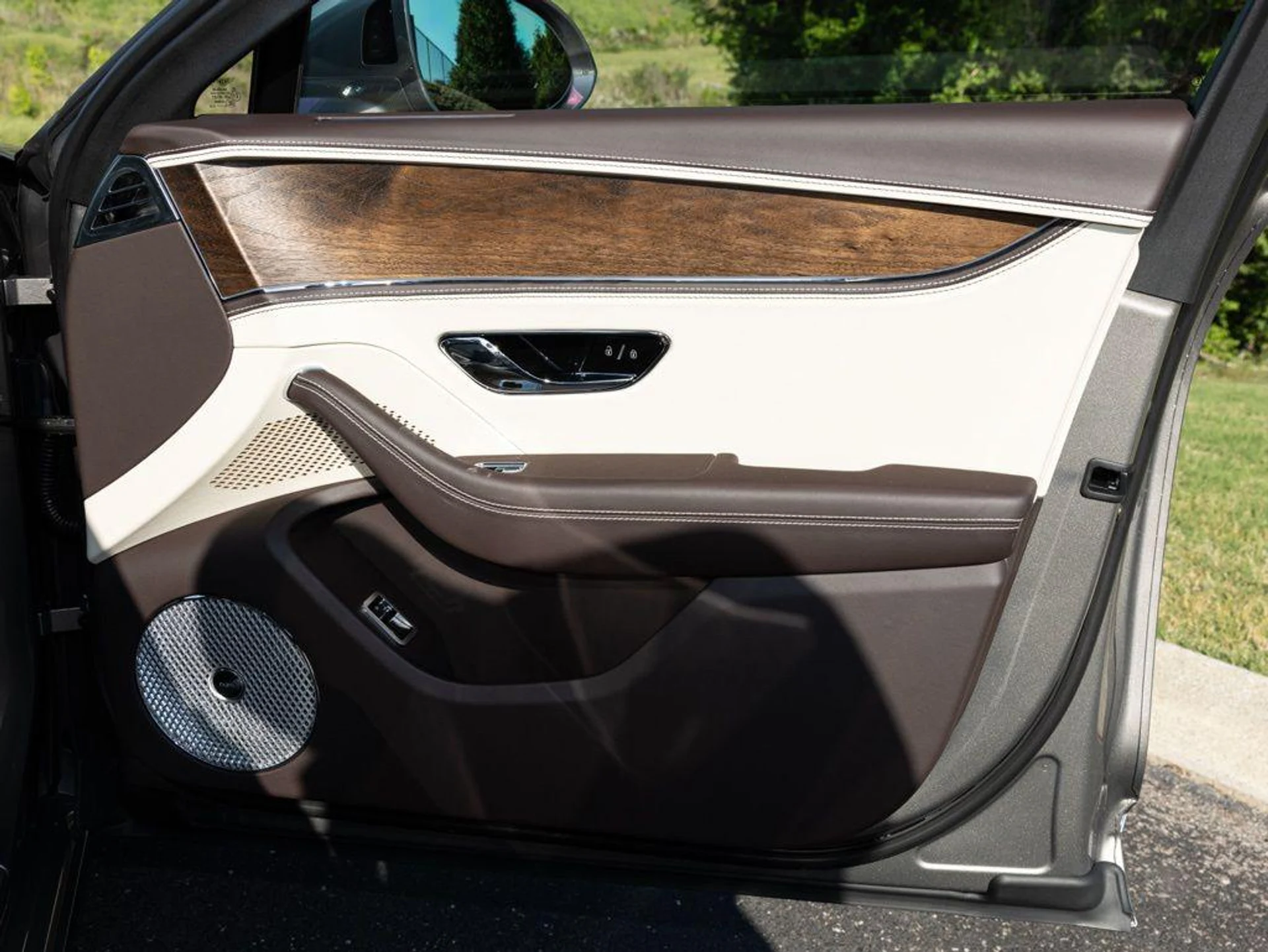 mph070_2855335982_514426019_69ea40efa250cd82d00a2466_ff7182911b