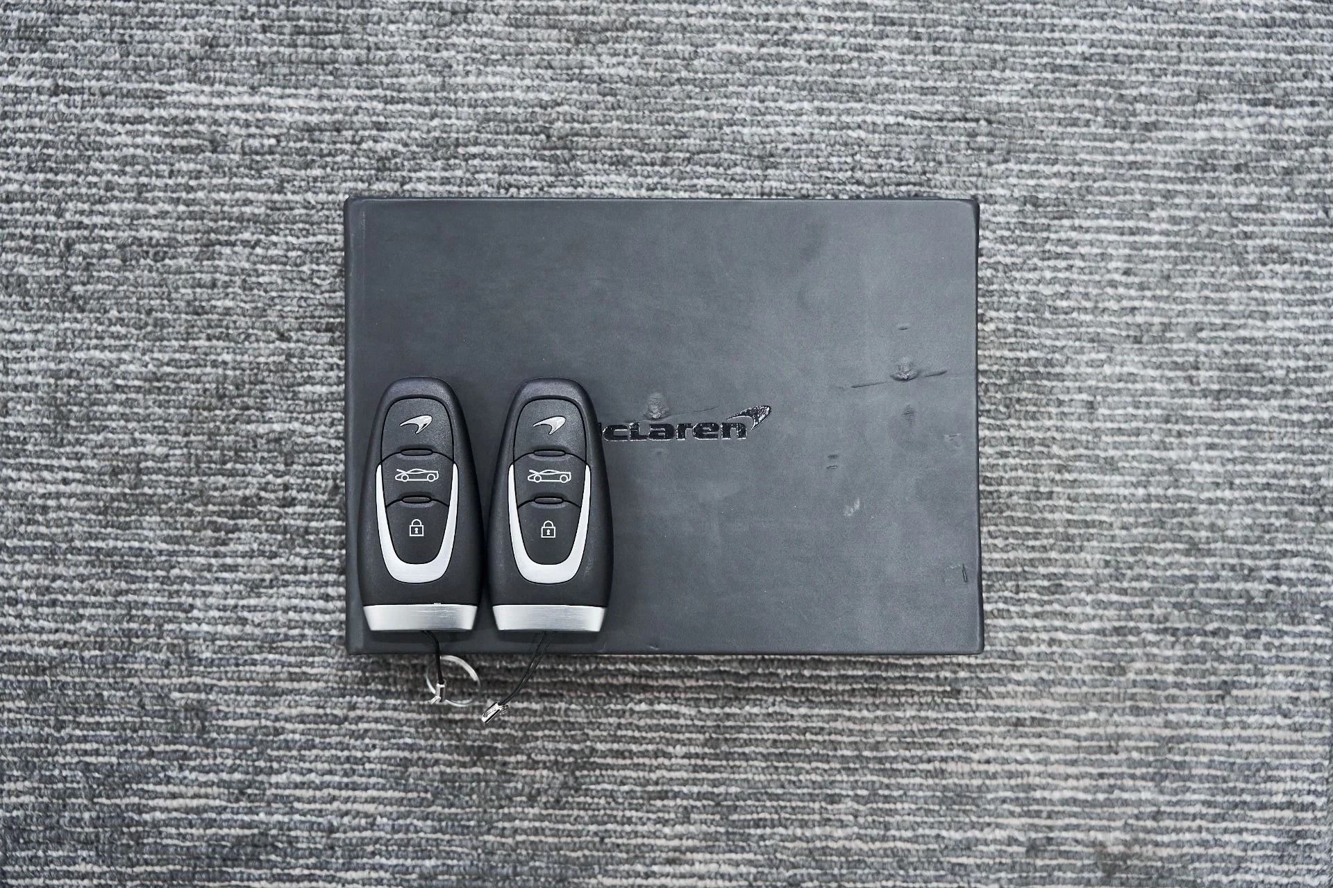 mph070_295133157_Used_2025_Mc_Laren_Artura_1771382347_1e28e0b633