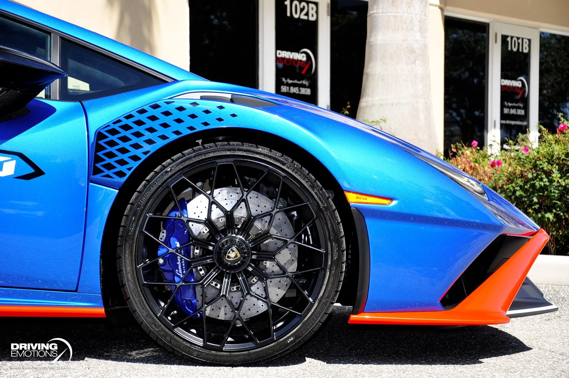 mph070_3110790938_743_p71_l_0ee15fd103