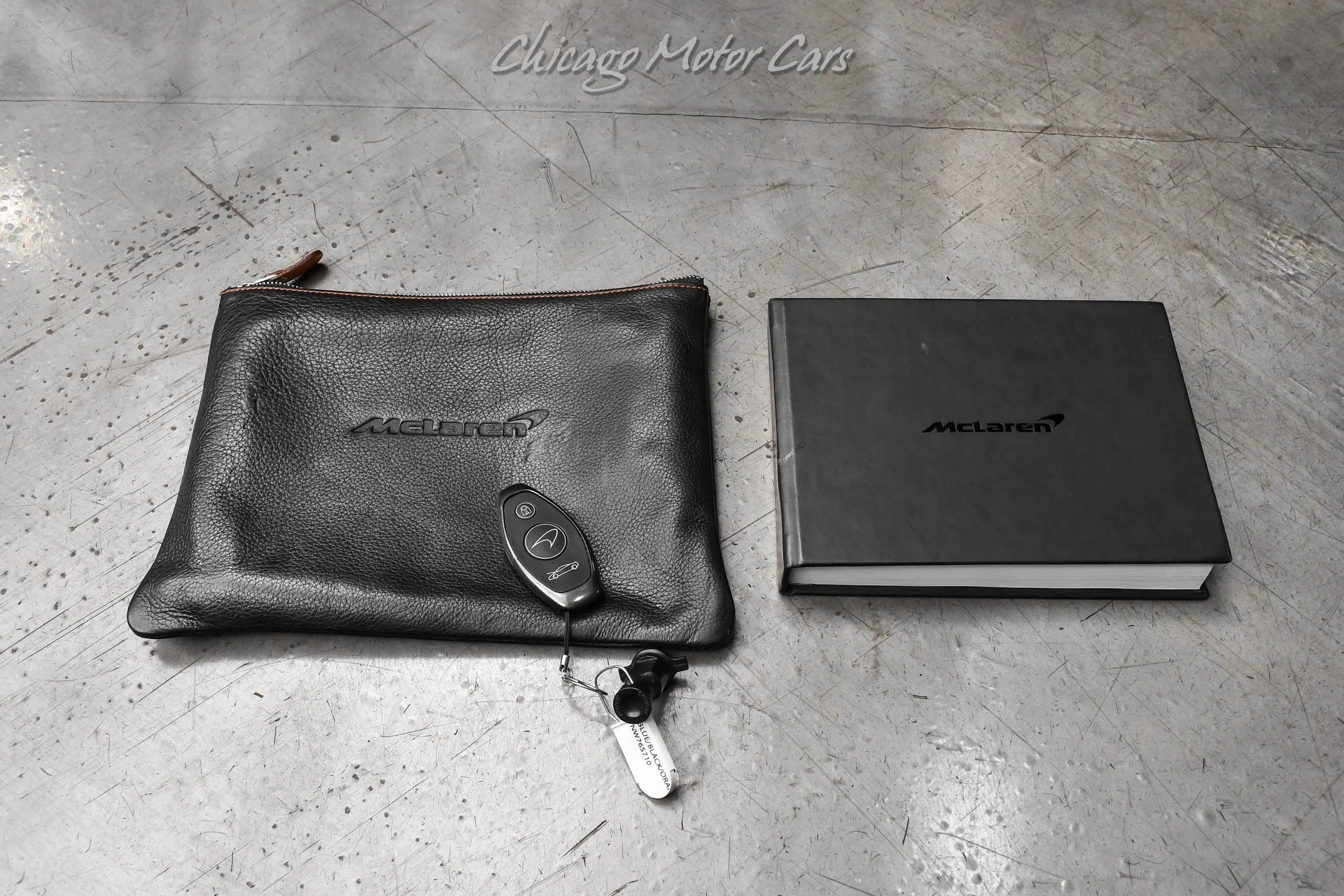 mph070_3264089440_13451_p71_l_d6000cad5d