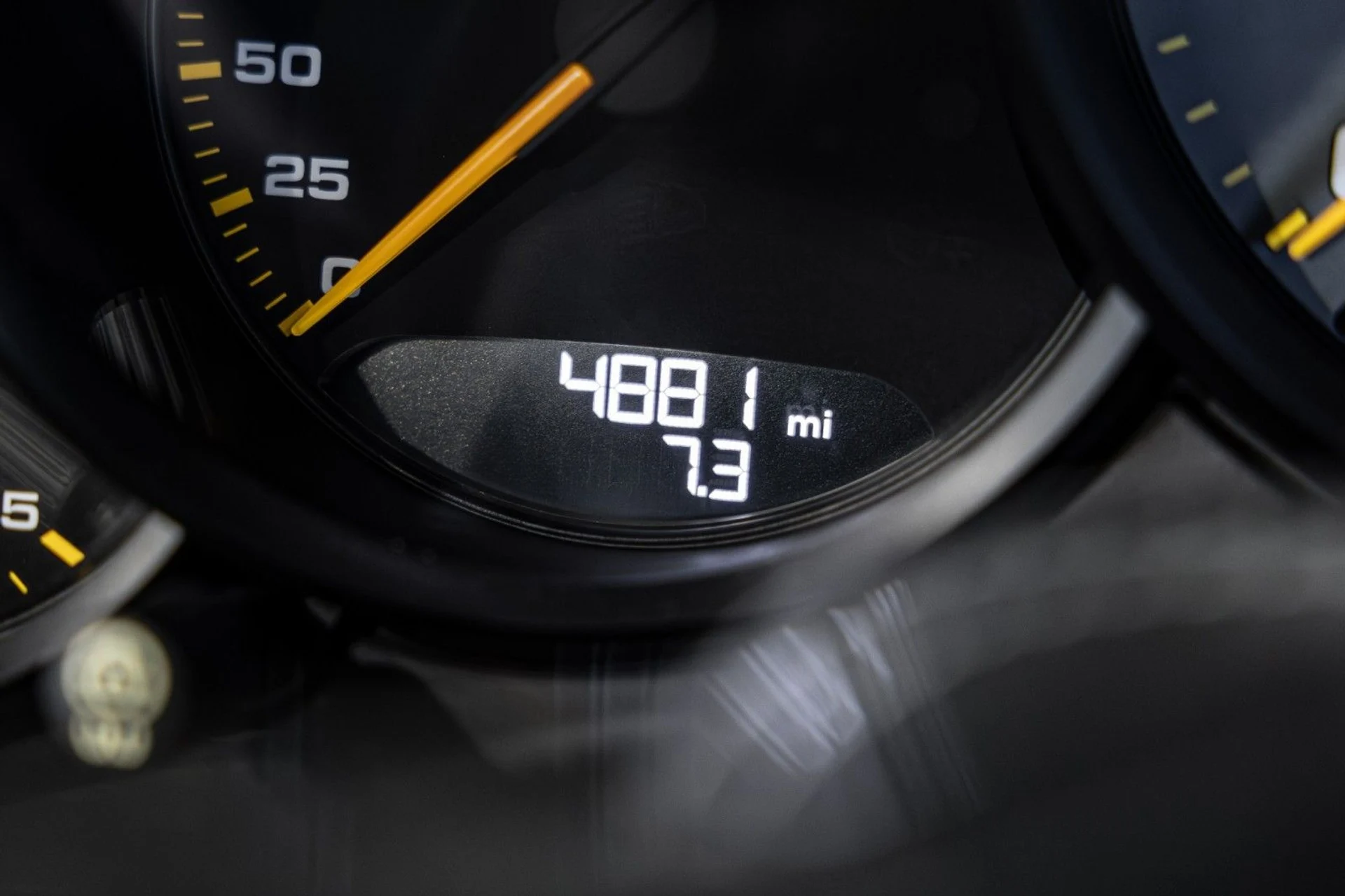 mph070_3281946563_4w_a24fc9cf5b