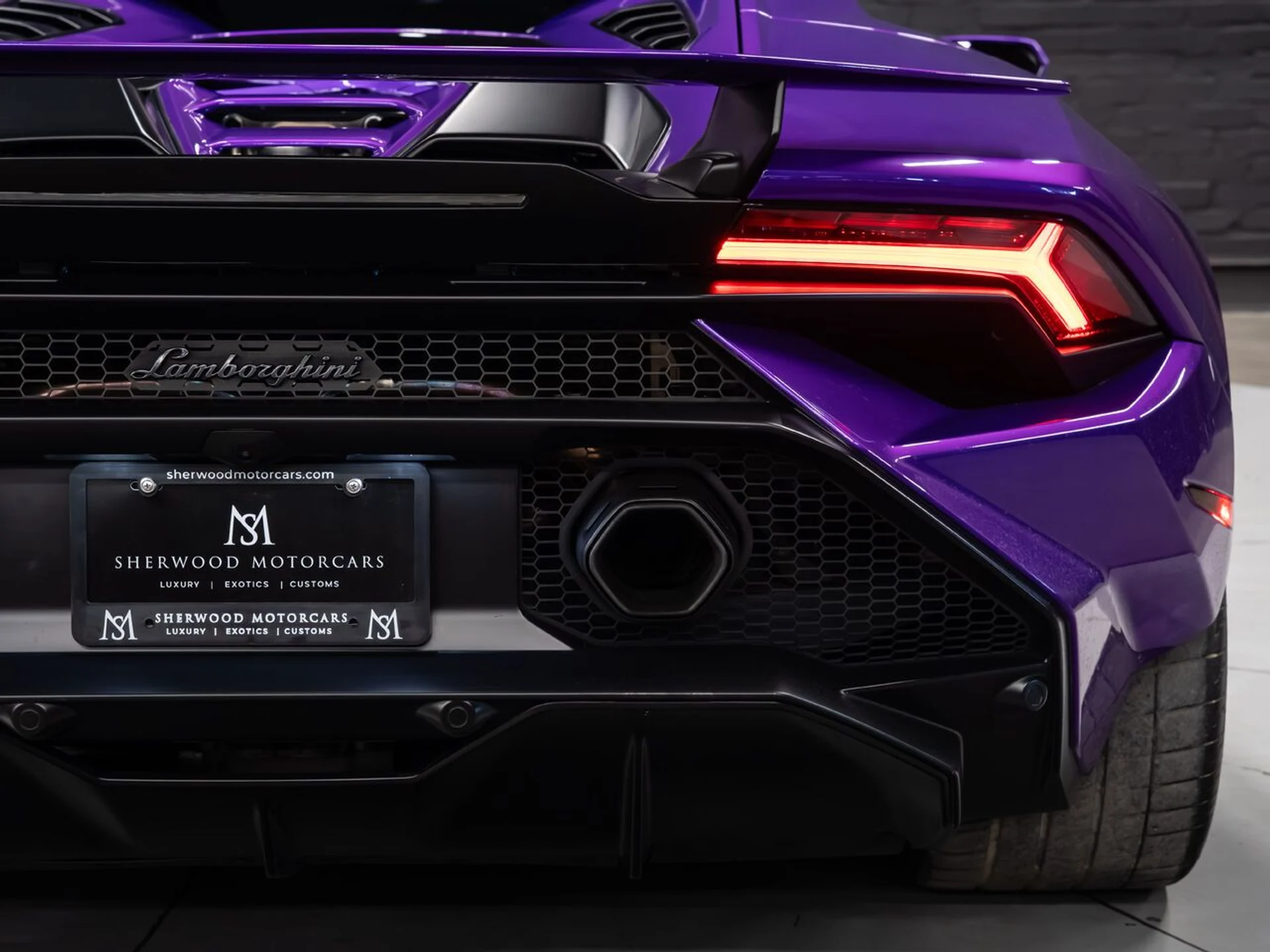 mph070_3302956685_lamborghini_huracan_tecnica_2023_10468a069f