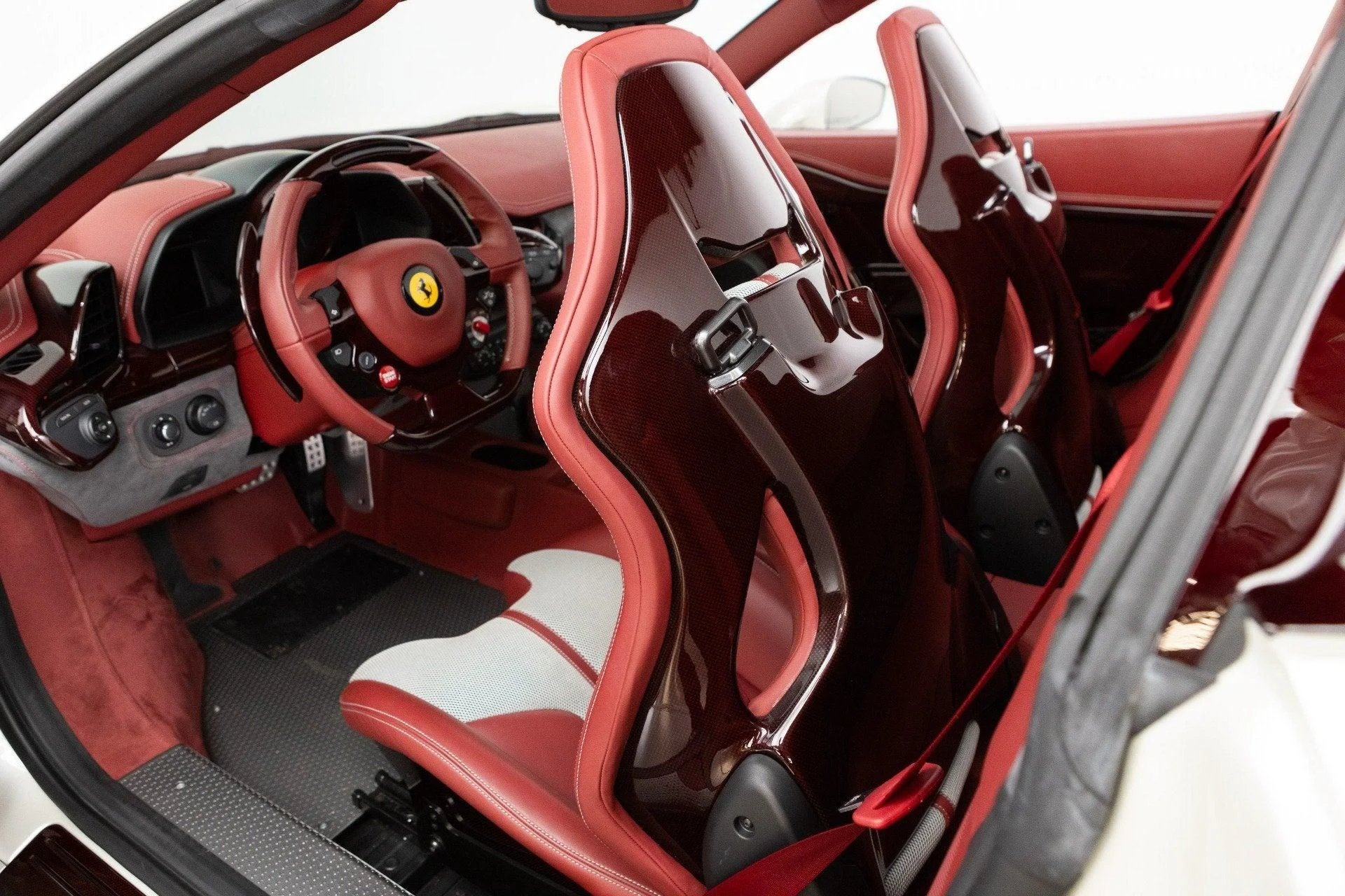 mph070_330627412_Used_2015_Ferrari_458_Speciale_A_1782465337_5a27f82c77