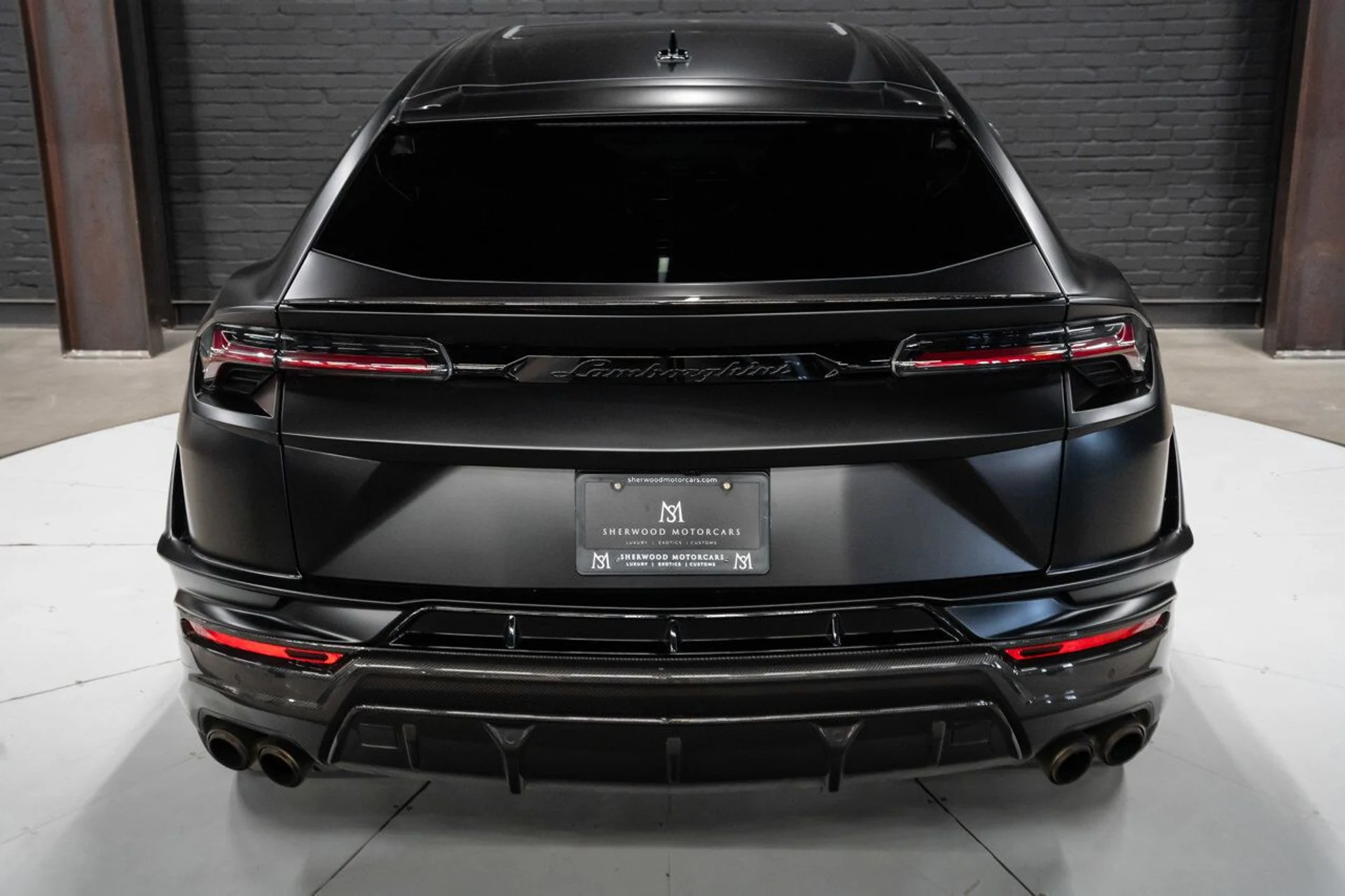 mph070_3321463245_lamborghini_urus_2023_3c840e8c62
