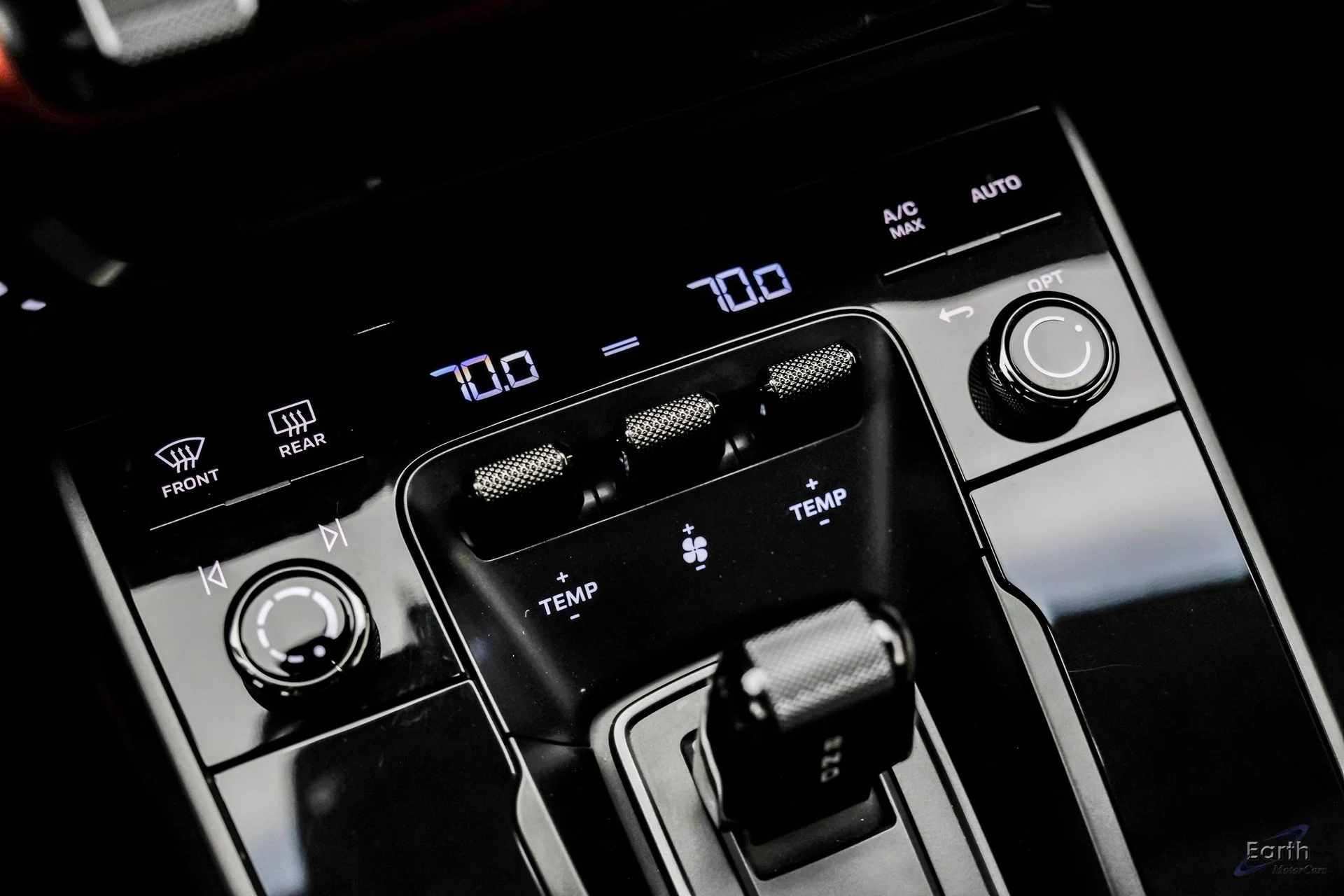 mph070_3357034823_0b5bd382ee35cdeea4f1b444f80662c8x_db373f260f