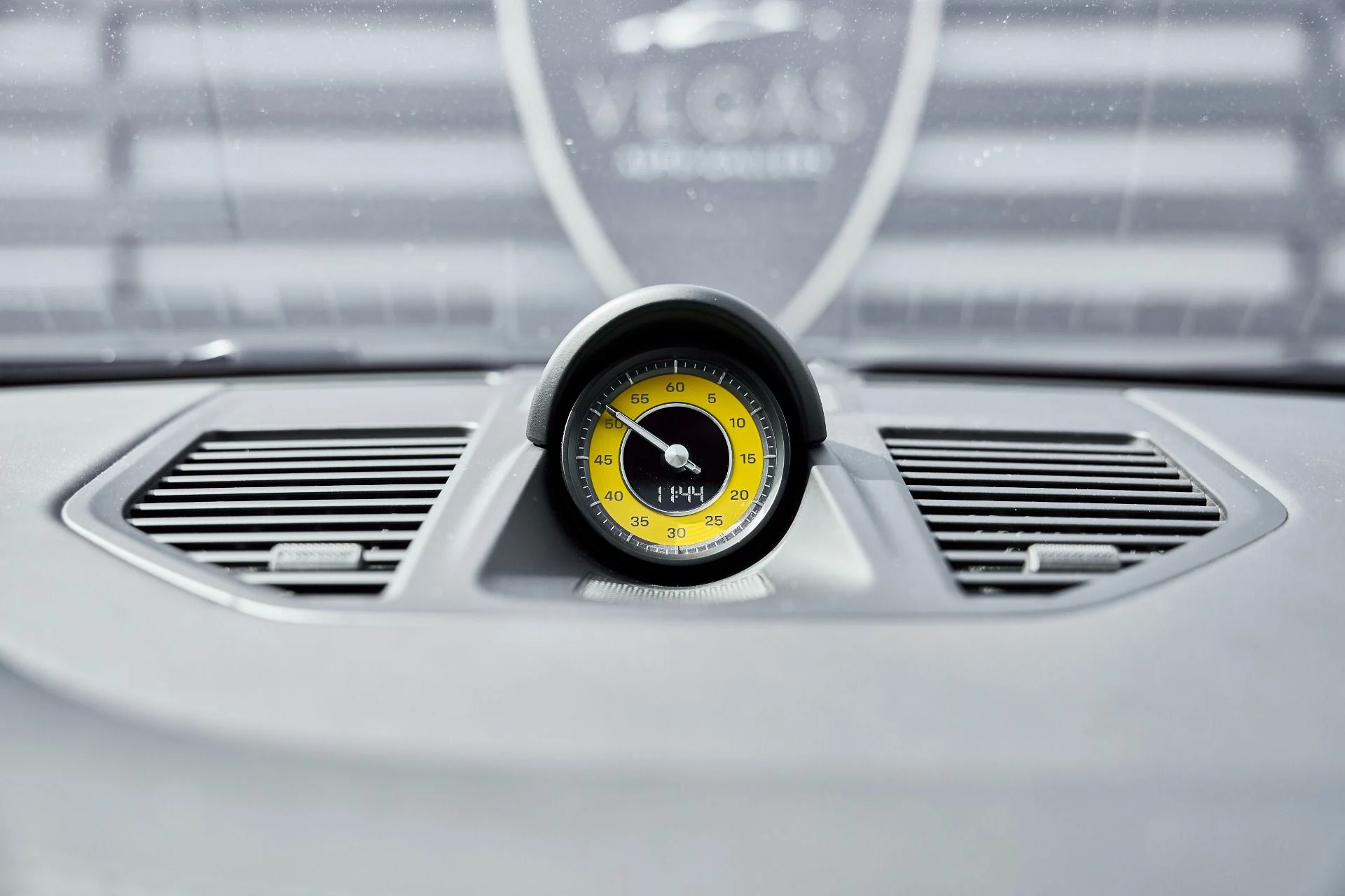 mph070_3395131749_Used_2024_Porsche_911_Turbo_S_1772073735_6df087de1b