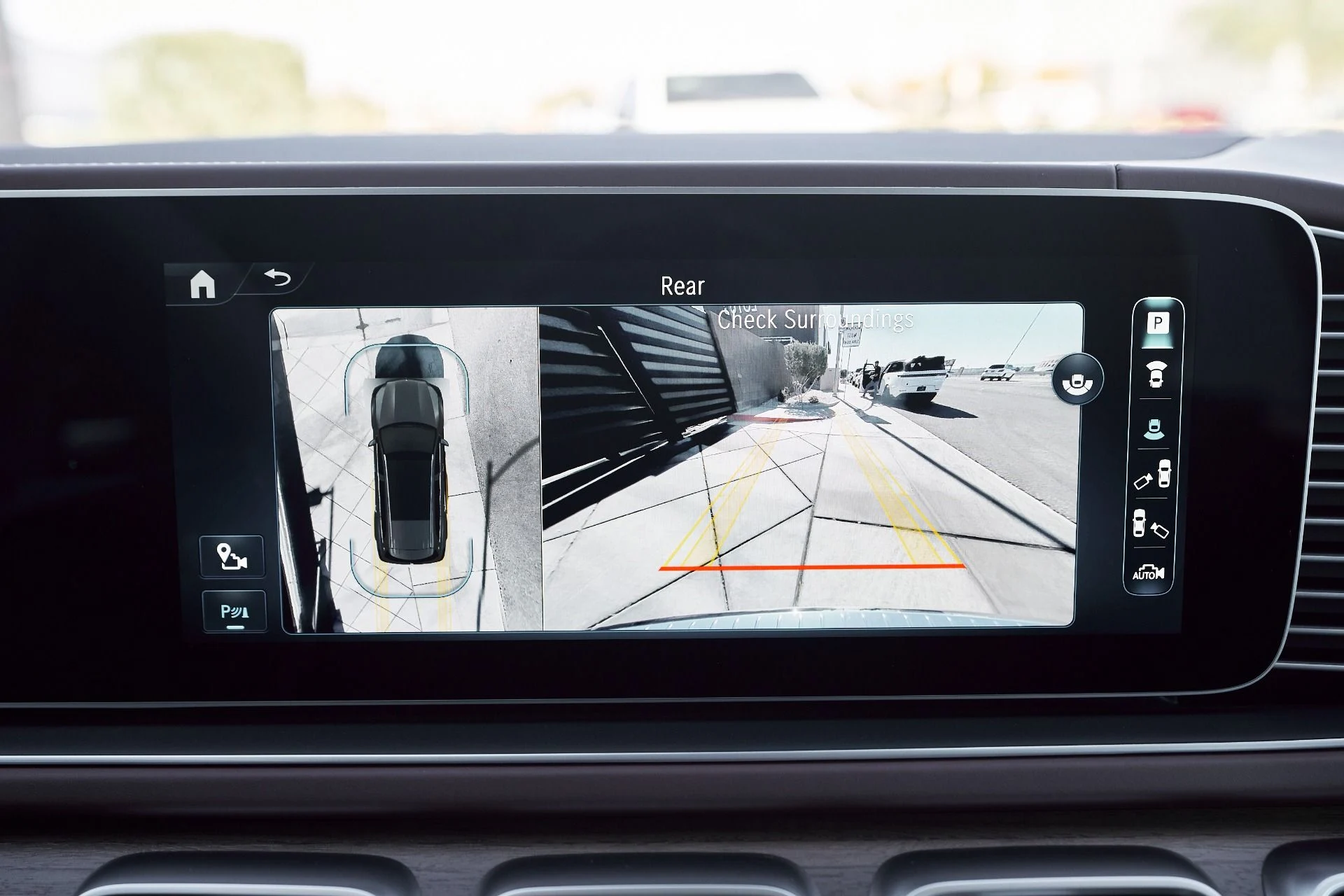 mph070_3401325461_Used_2024_Mercedes_Benz_GLS_Maybach_GLS_600_1762306434_c0898a003b