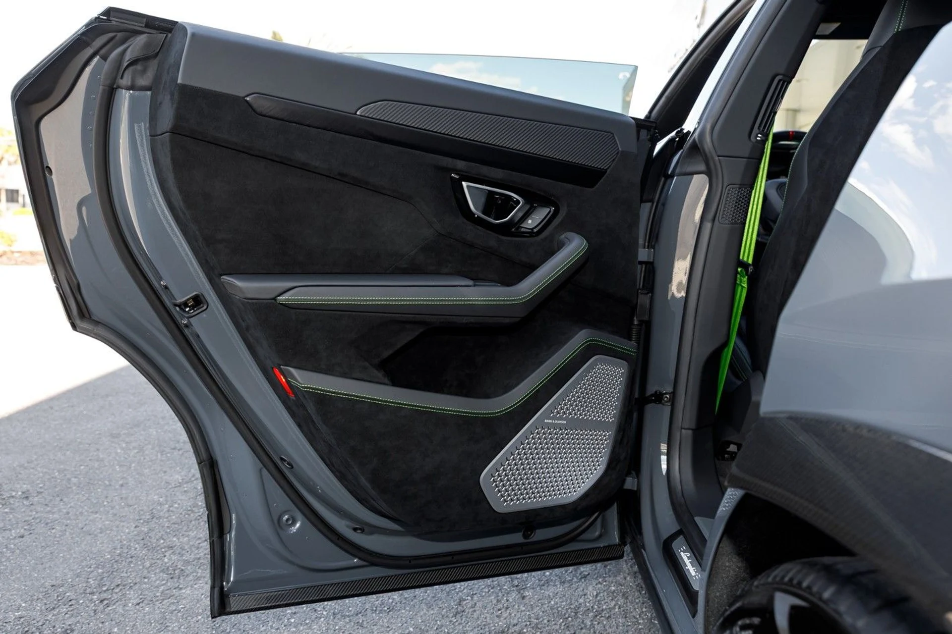 mph070_34159711_667_p72_l_765888f9ad