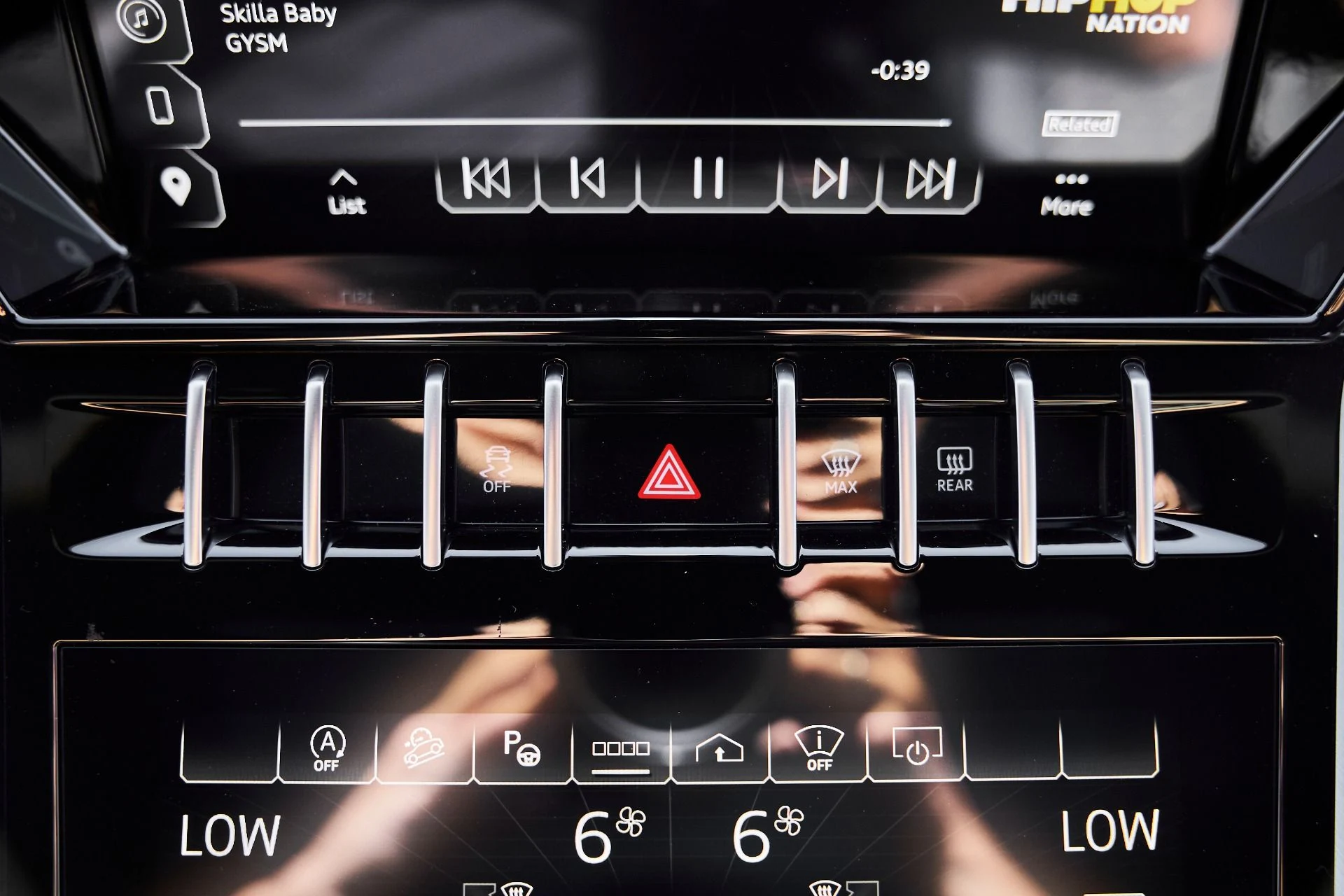 mph070_3428823988_Used_2024_Lamborghini_Urus_S_1780082949_44f350ac92