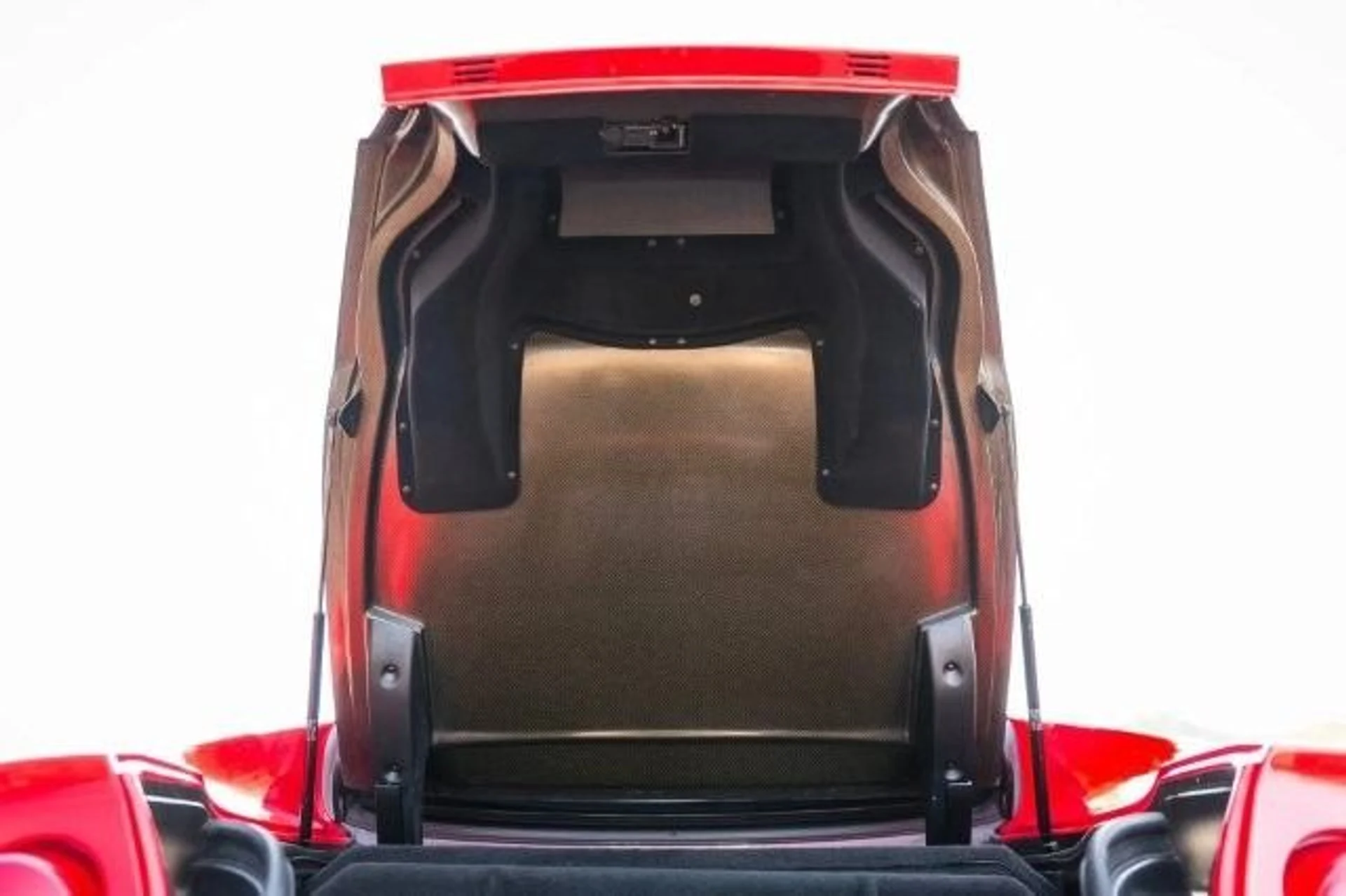 mph070_3458040655_Used_2005_Ferrari_Superamerica_1773854922_f8c9ab82fa