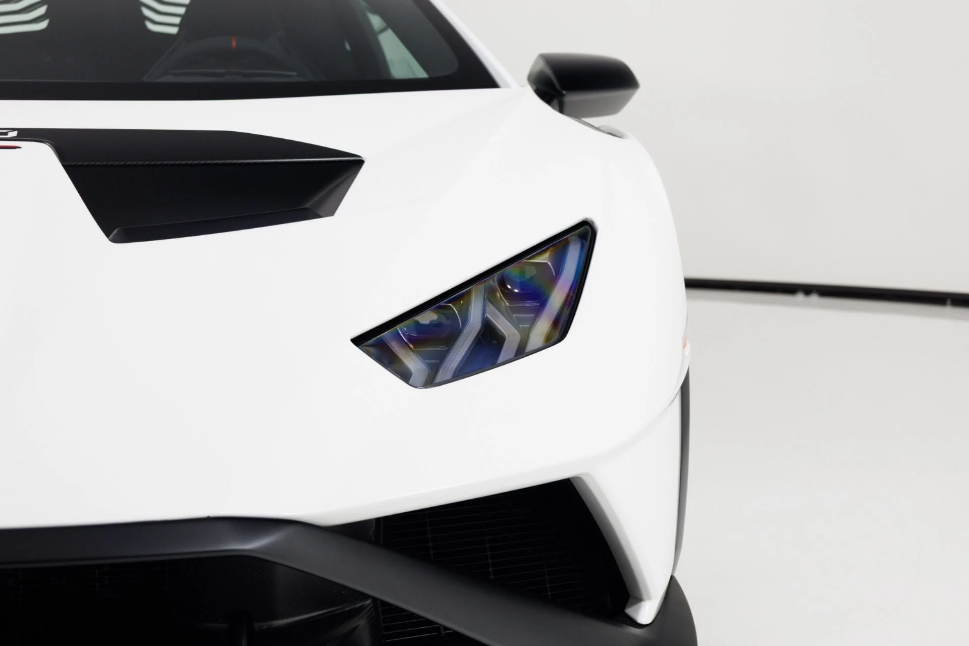 mph070_3468432450_Used_2021_Lamborghini_Huracan_STO_1789754437_df3a7fba70