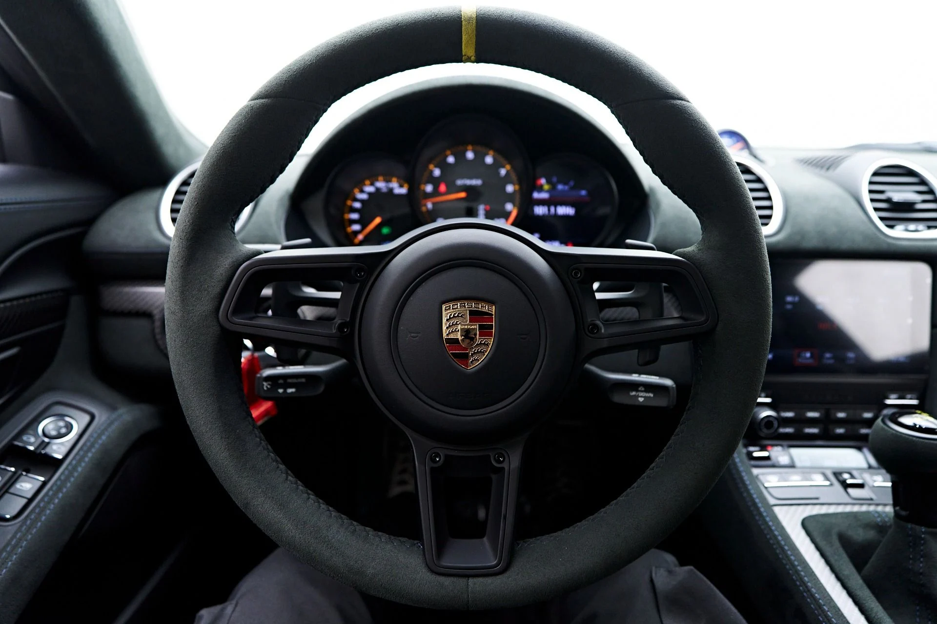 mph070_3547507017_Used_2025_Porsche_718_Cayman_GT_4_RS_1754674090_4f543f8dd4