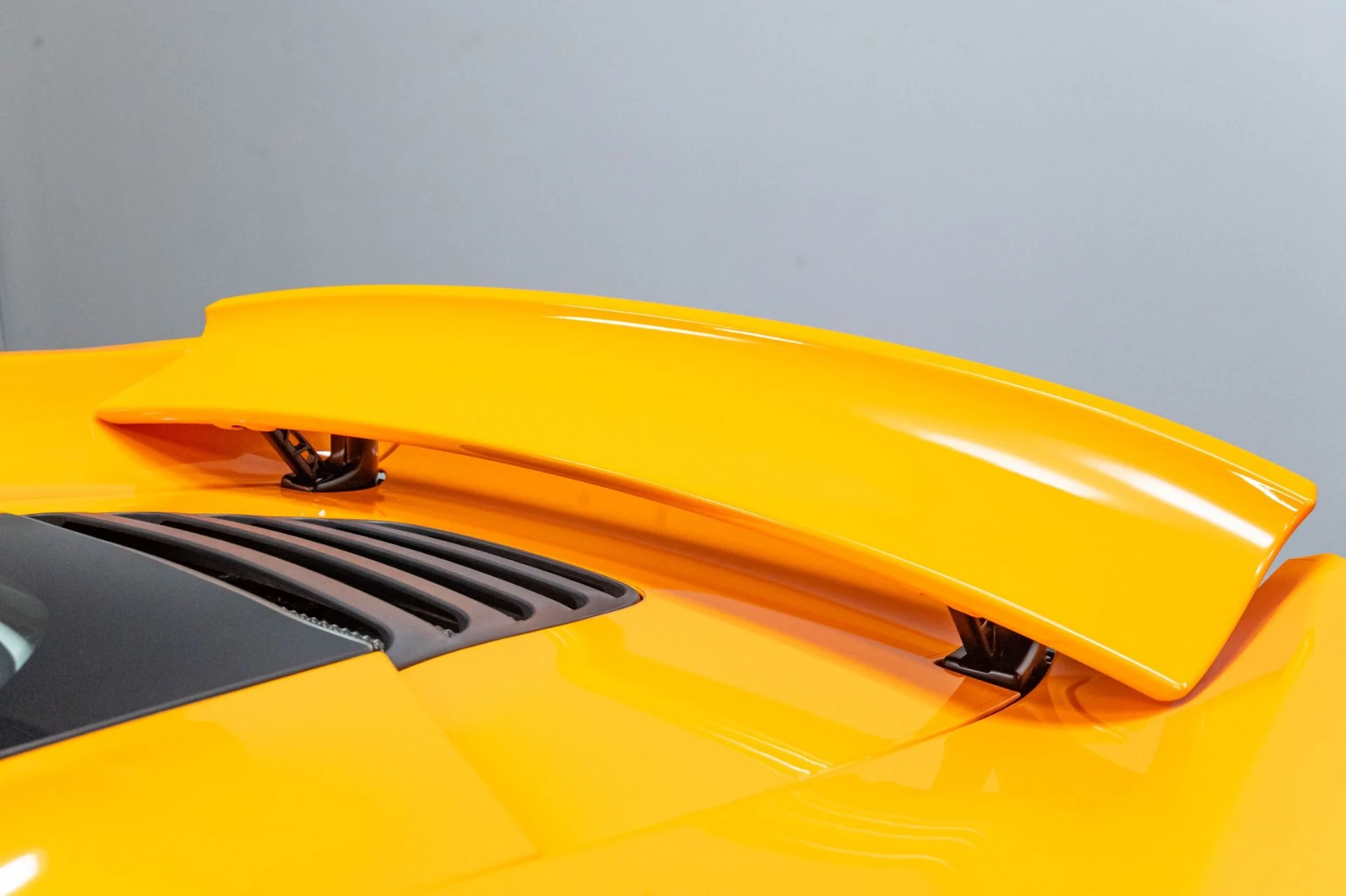 mph070_3620016656_Used_2015_Mc_Laren_650_S_Spider_1784647983_bd50a0a8d6