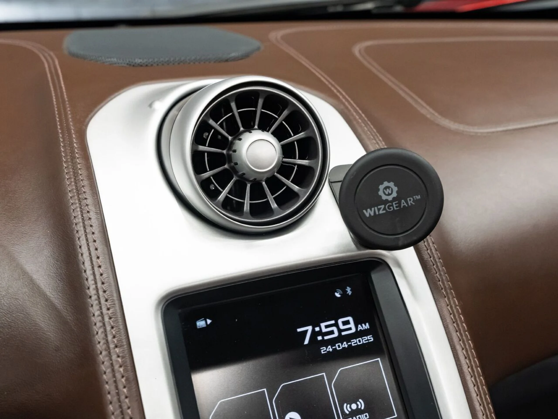 mph070_3645230650_mclaren_mp4_12c_2014_b59496da9f