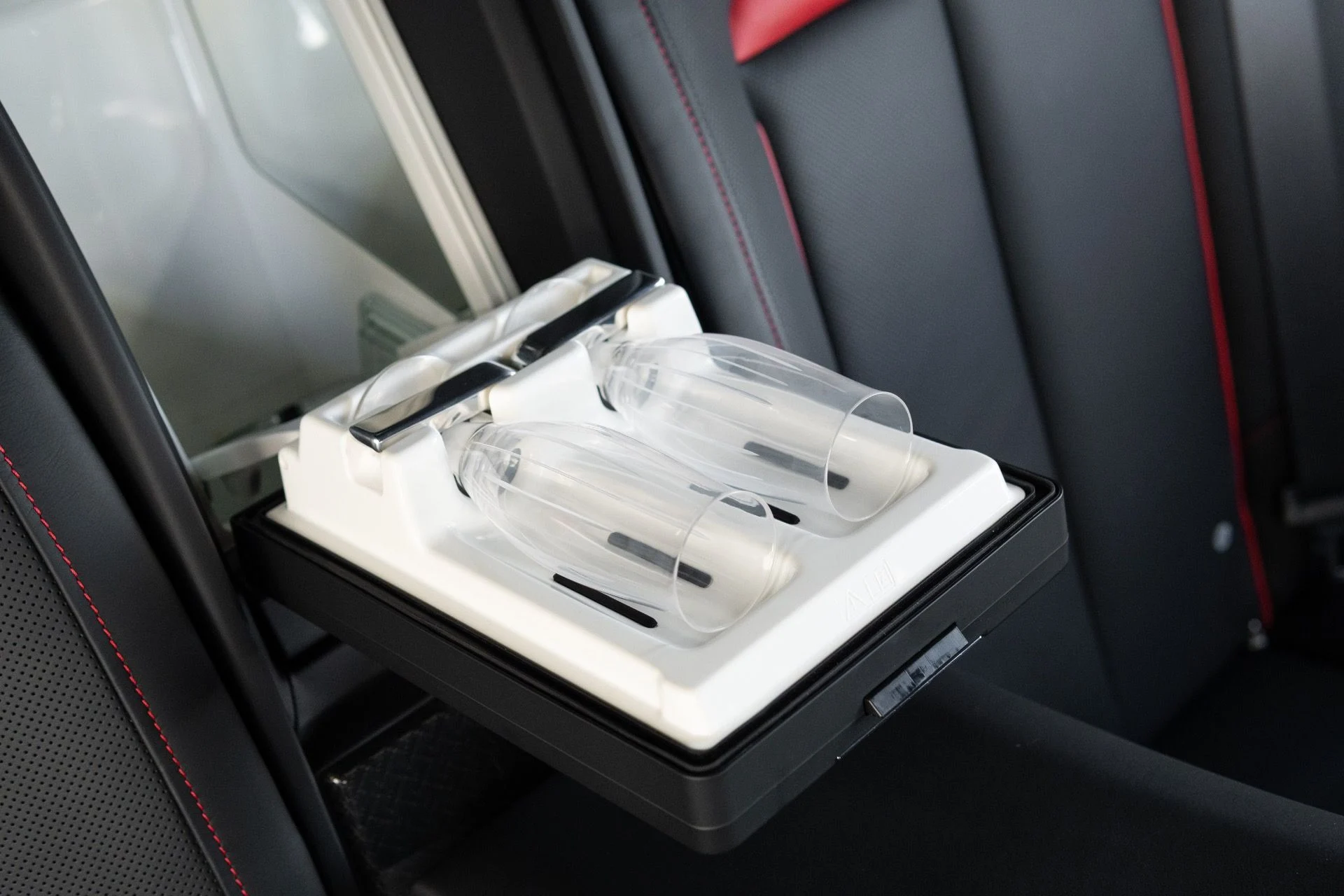 mph070_3653769747_Used_2022_Rolls_Royce_Black_Badge_Cullinan_1776130970_3d692499c1