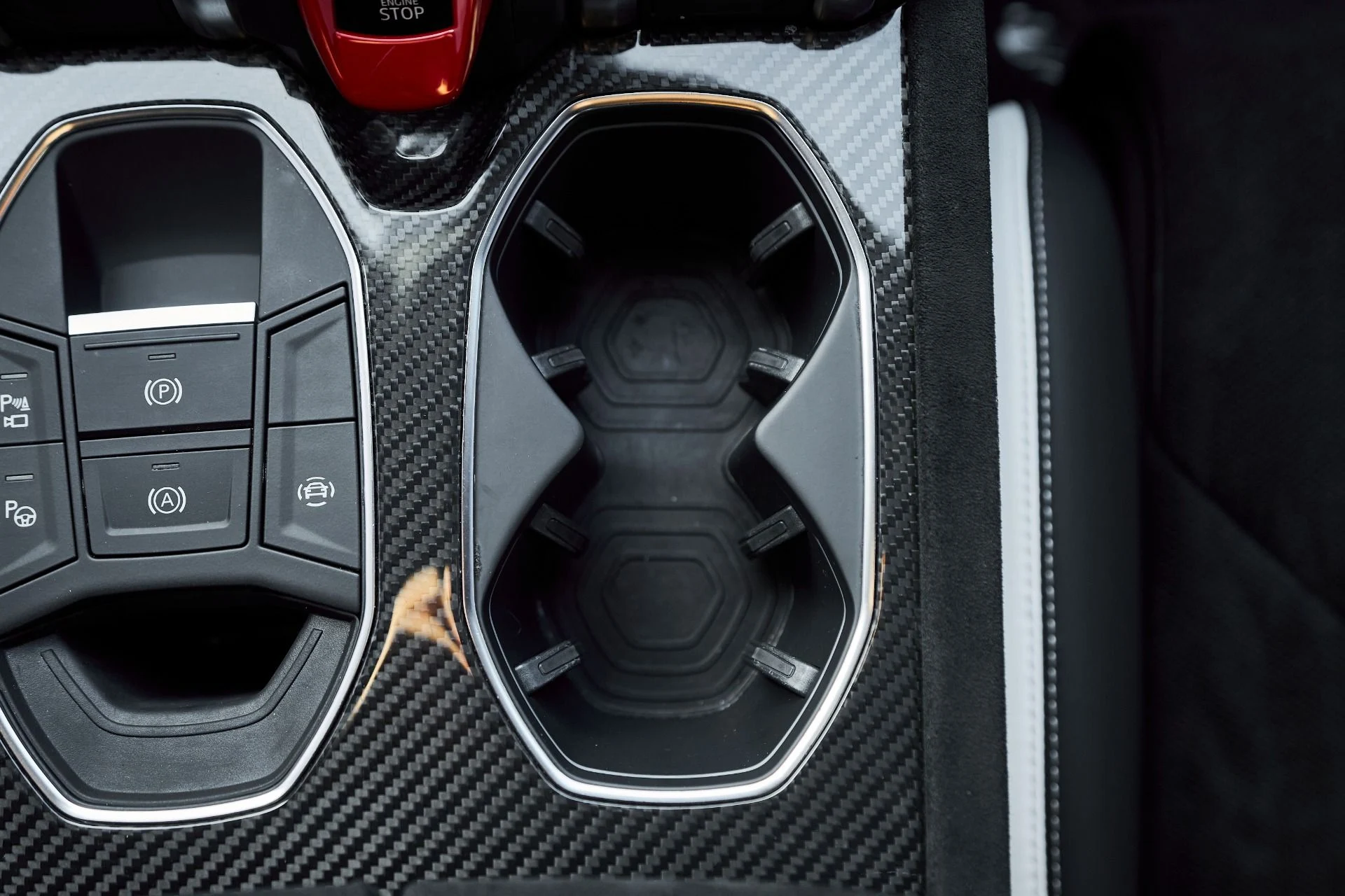 mph070_3670559887_Used_2024_Lamborghini_Urus_Performante_1764730760_56c1e61791