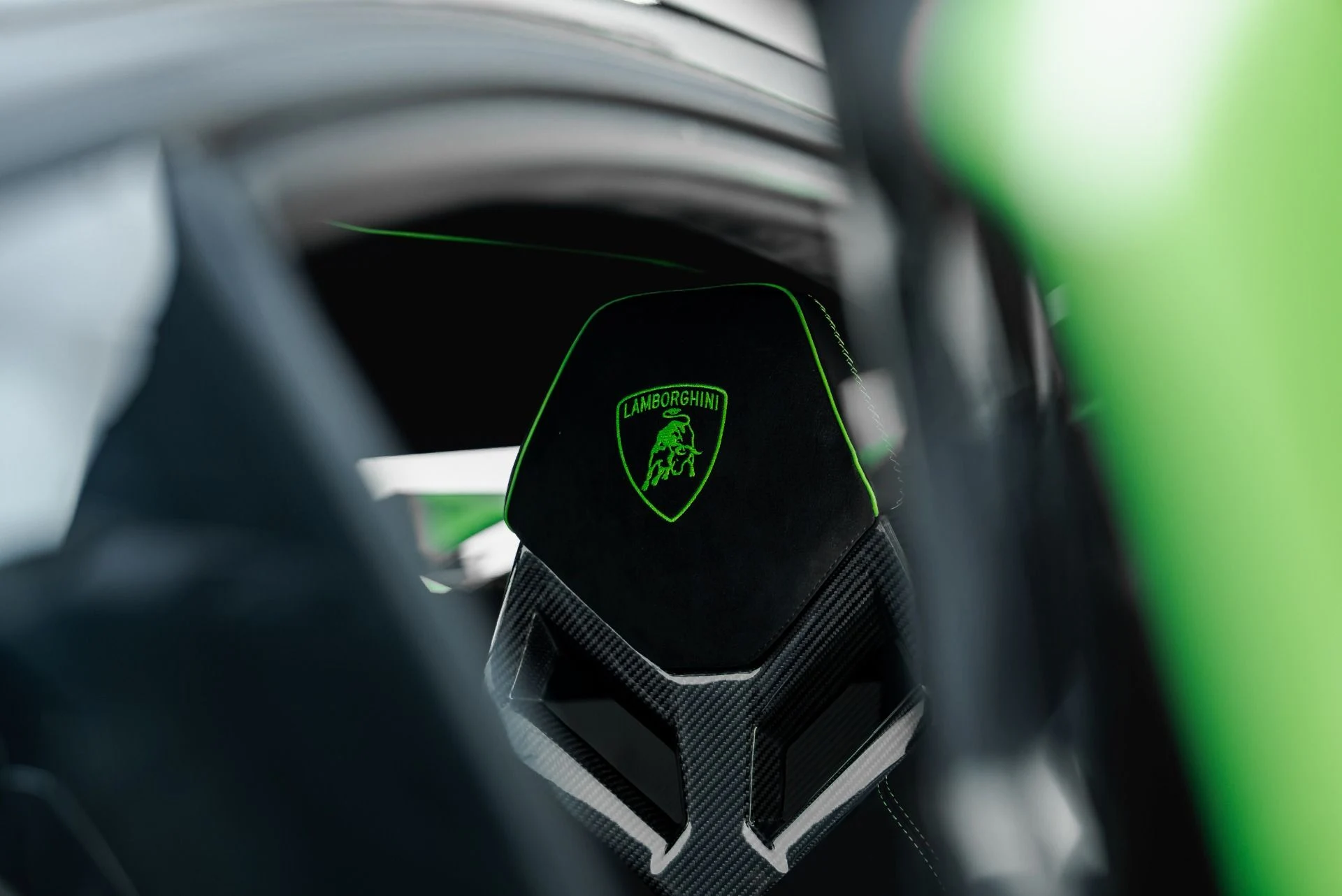 mph070_37026018_Used_2019_Lamborghini_Aventador_LP_770_4_SVJ_1789598596_6311ecd3f3