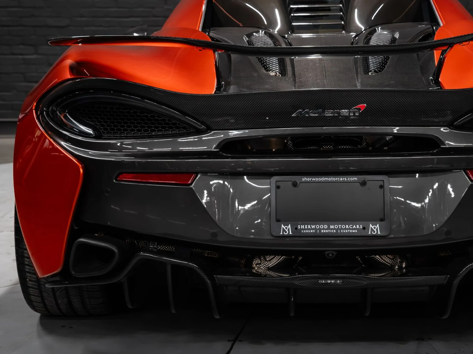 mph070_3741177110_mclaren_570s_2017_81b328531d