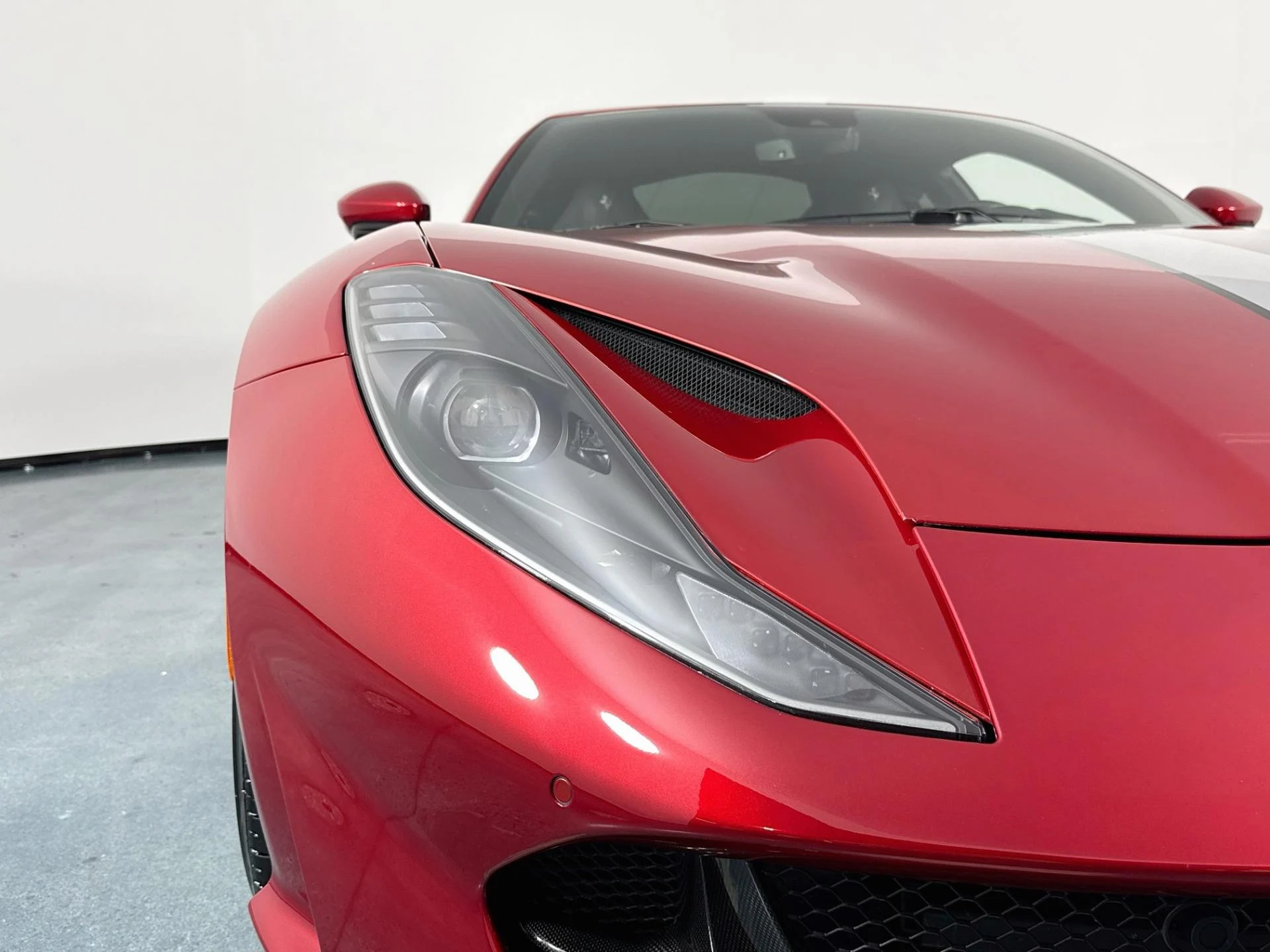 mph070_3742594259_Used_2020_Ferrari_812_Superfast_1788899446_787e748477