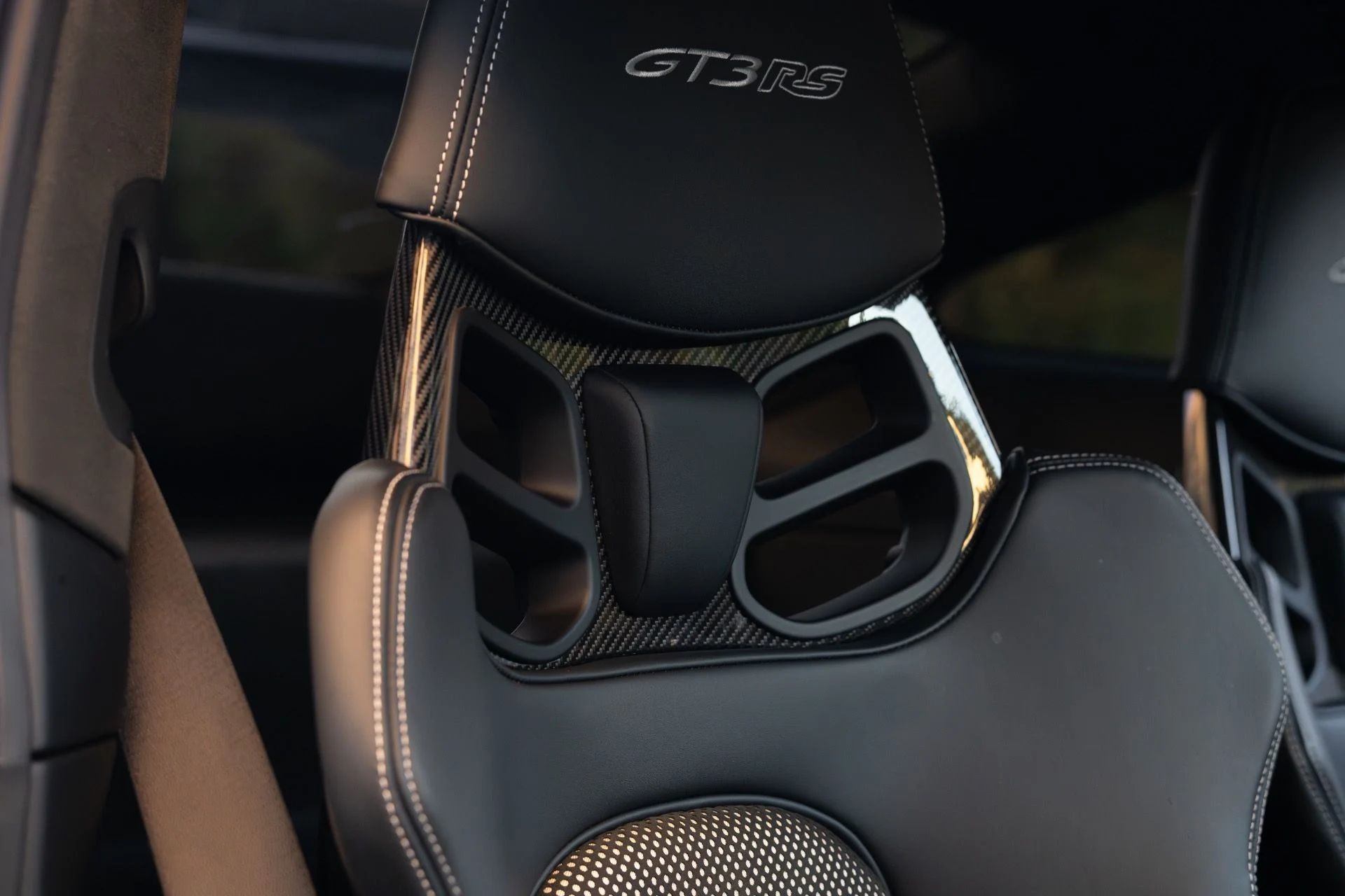 mph070_3761221233_Used_2025_Porsche_911_GT_3_RS_1770101342_dcdc1db415