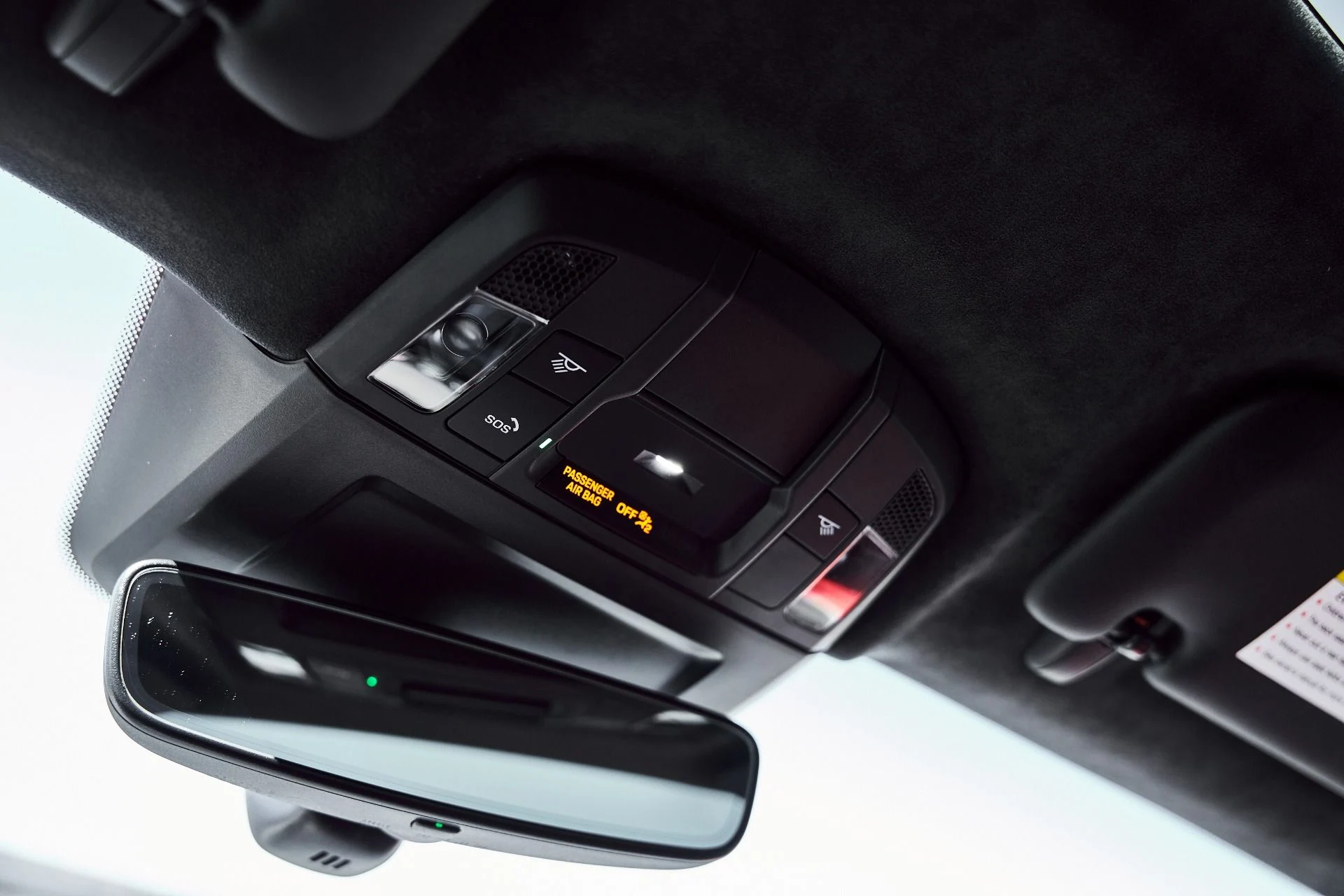 mph070_3765882256_Used_2021_Porsche_911_Turbo_S_1773797116_2de0a1ec37