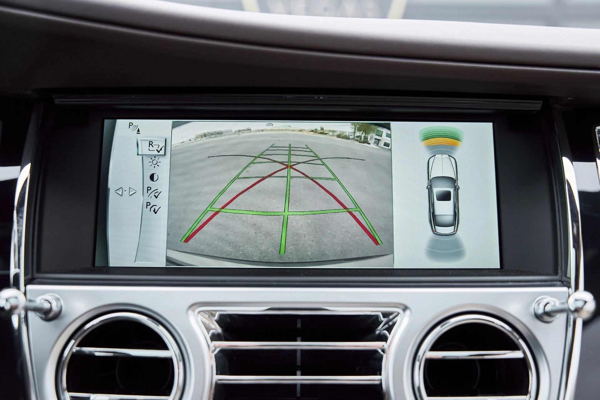 mph070_3827736987_Used_2014_Rolls_Royce_Wraith_Base_1767151080_c176ed0d70