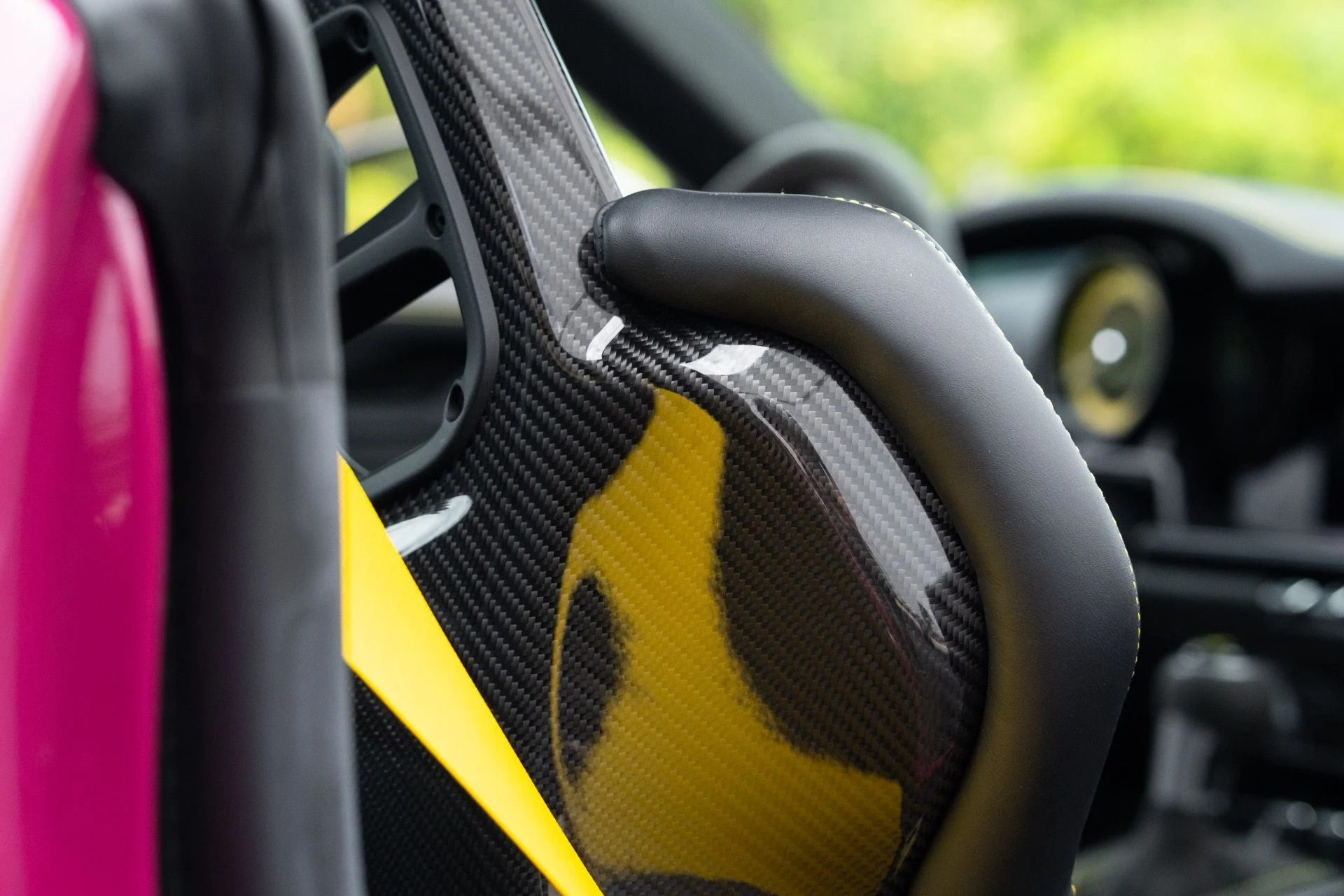 mph070_3842950936_Used_2024_Porsche_911_GT_3_1776966189_9ea0071223