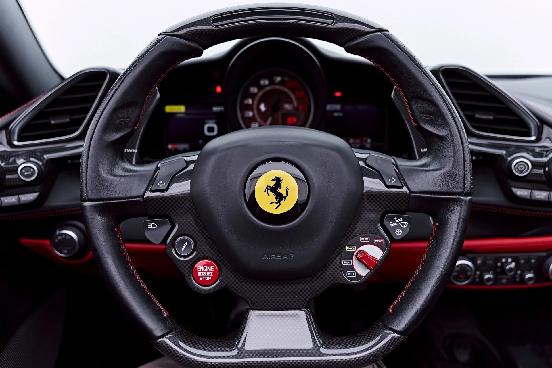 mph070_3853672237_Used_2018_Ferrari_488_Spider_Base_1782759919_7079a8ee6a