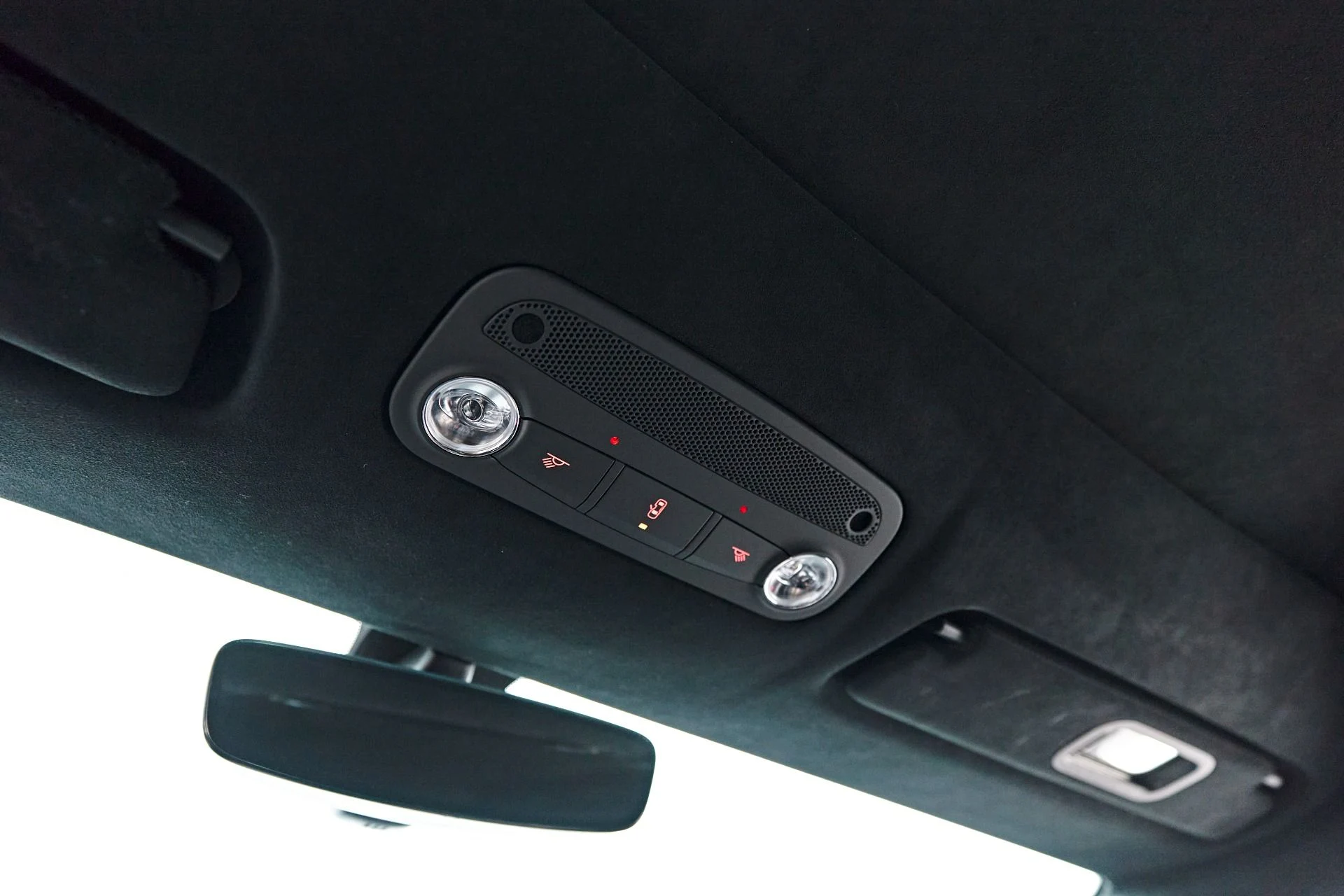 mph070_3874061402_Used_2022_Lamborghini_Huracan_STO_Base_1732754503_d18f9ac233