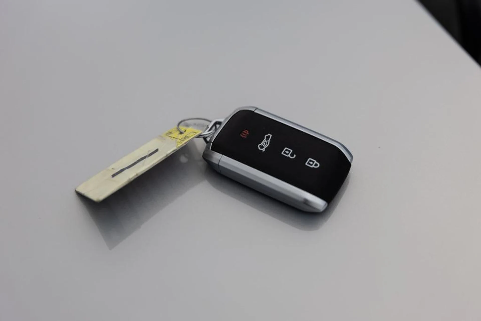 mph070_389985538_h_MC_Bpst6u_Yl_26dhpf1_BB_Fl_VI_8e58f6b33e