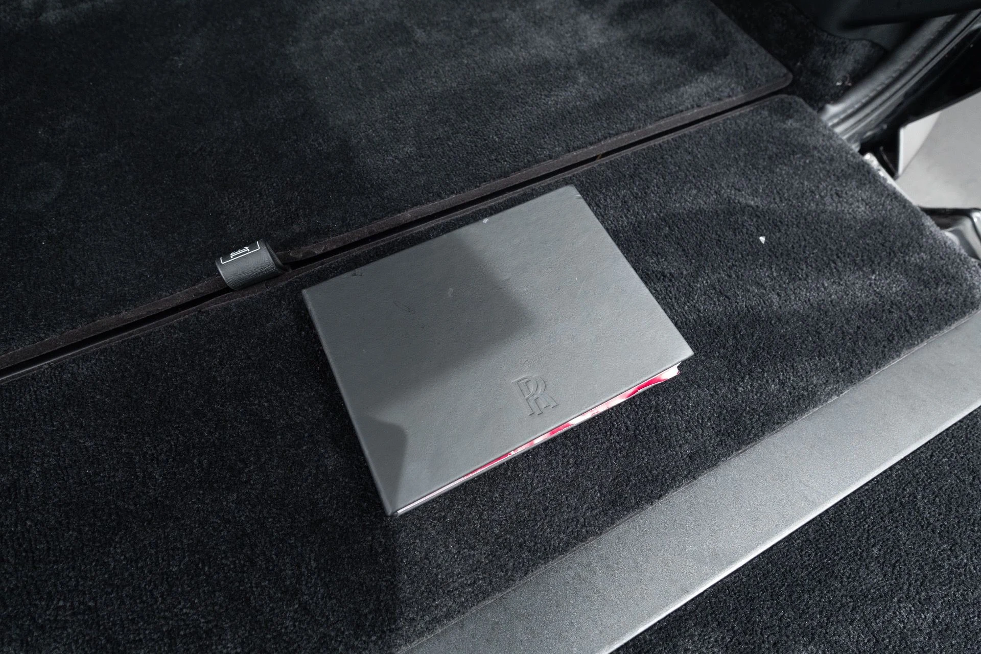 mph070_390684850_Used_2020_Rolls_Royce_Cullinan_1775753700_bc84c105ab