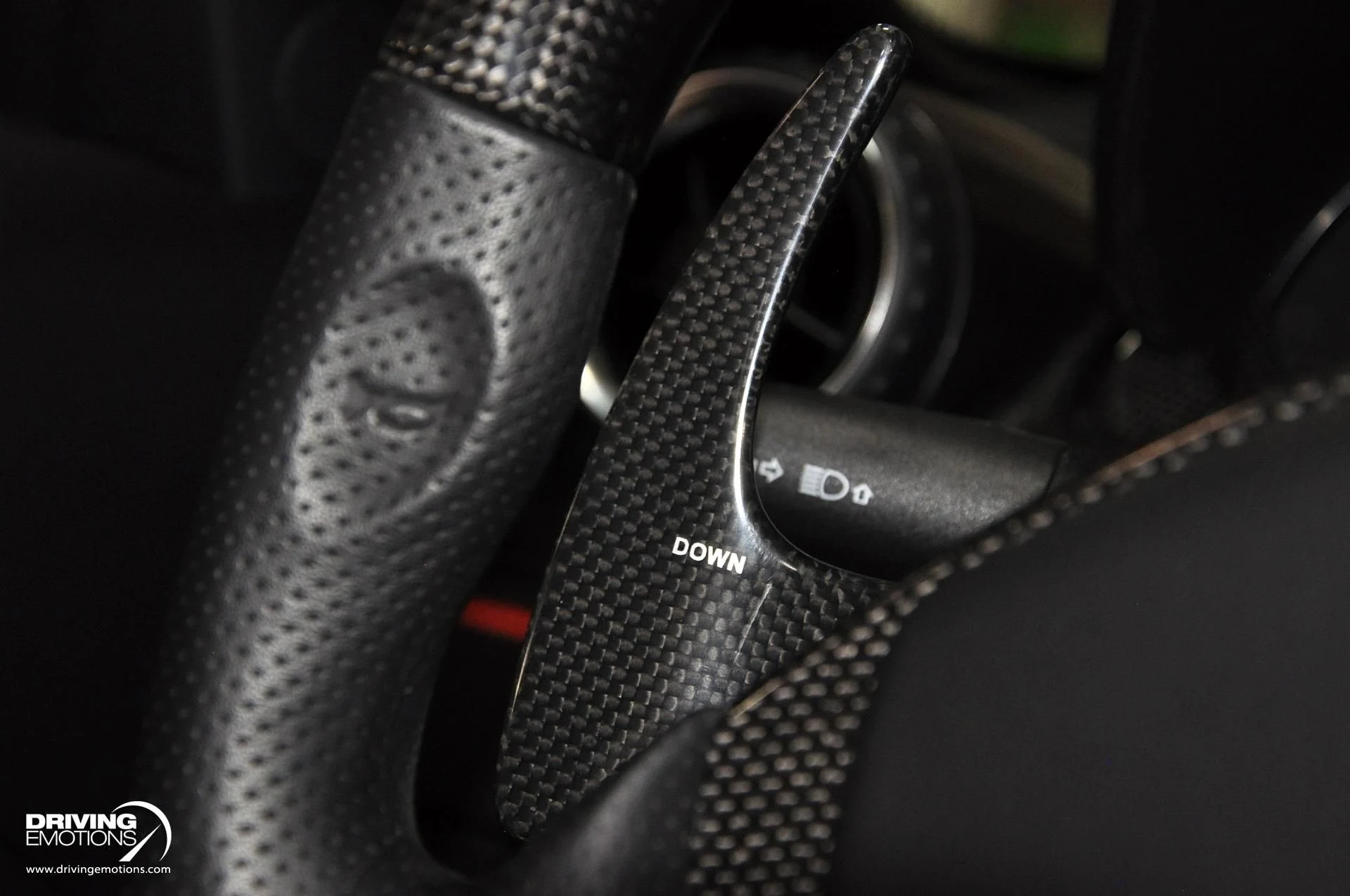 mph070_3911885626_438_p71_l_0f1058110a