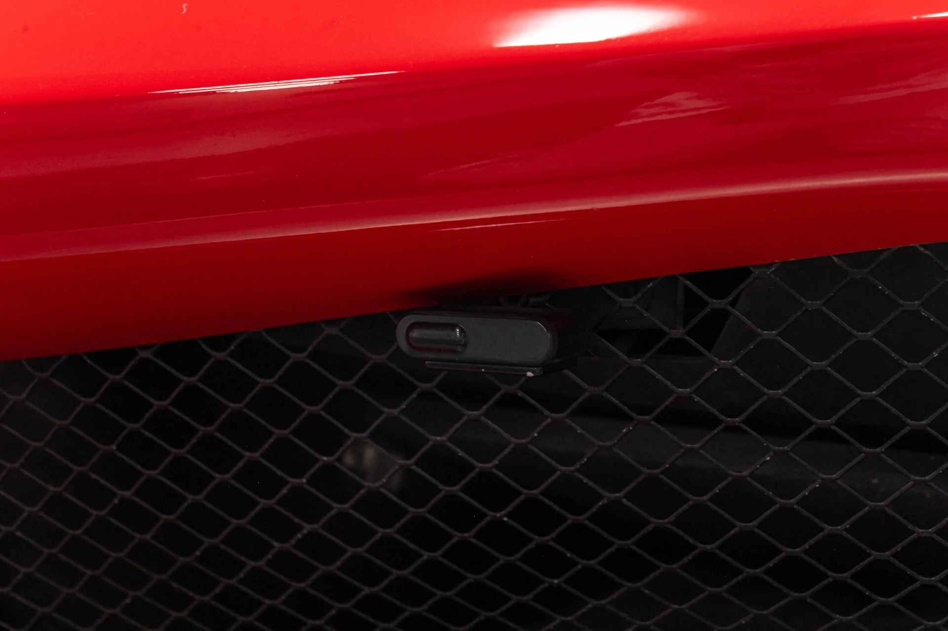 mph070_3936022686_Used_2018_Ferrari_488_GTB_1785189078_1f9d8733d7