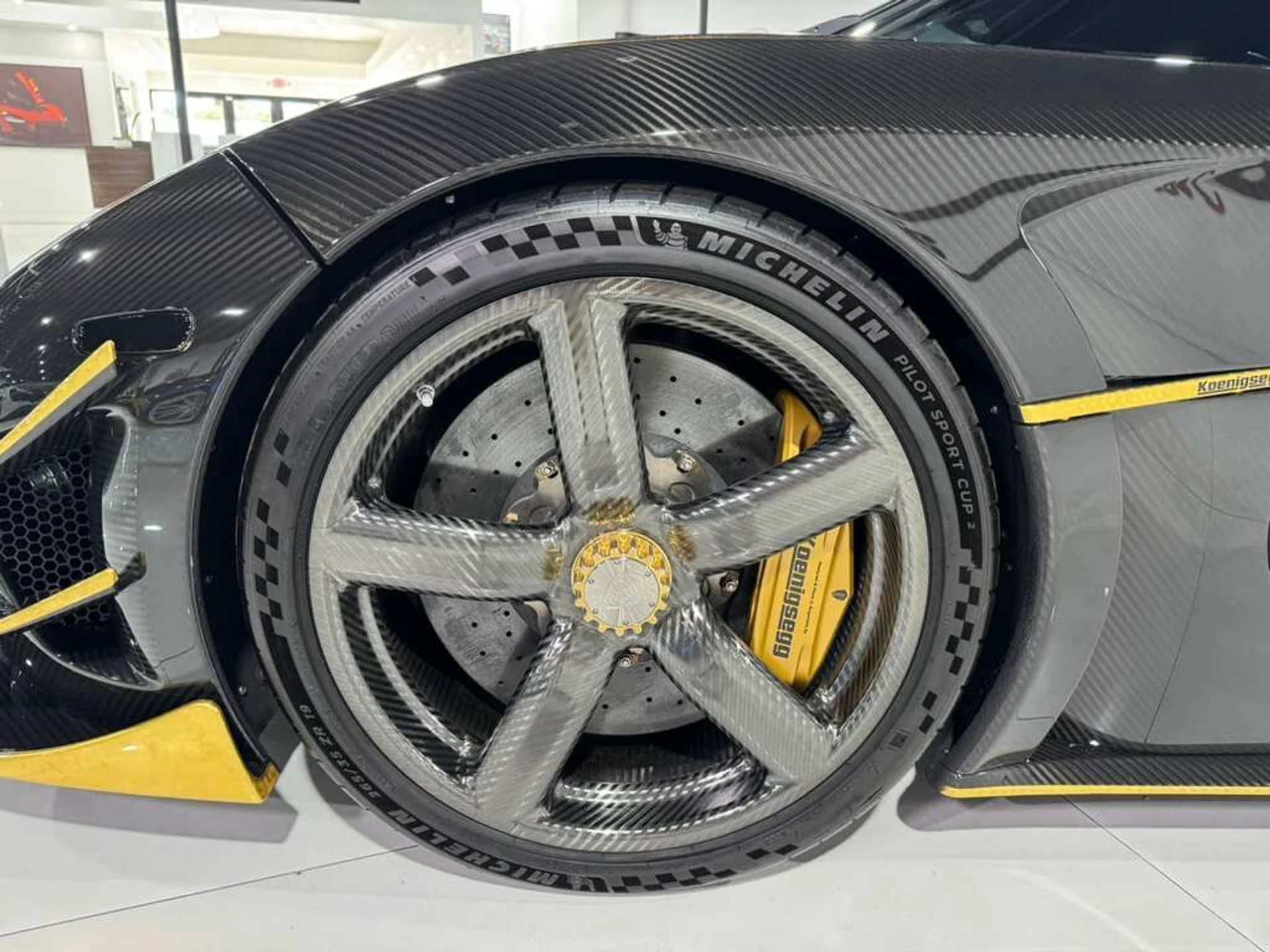 mph070_3954194917_594f047f4b38f160022b2211d9b5923c_62d693d69d