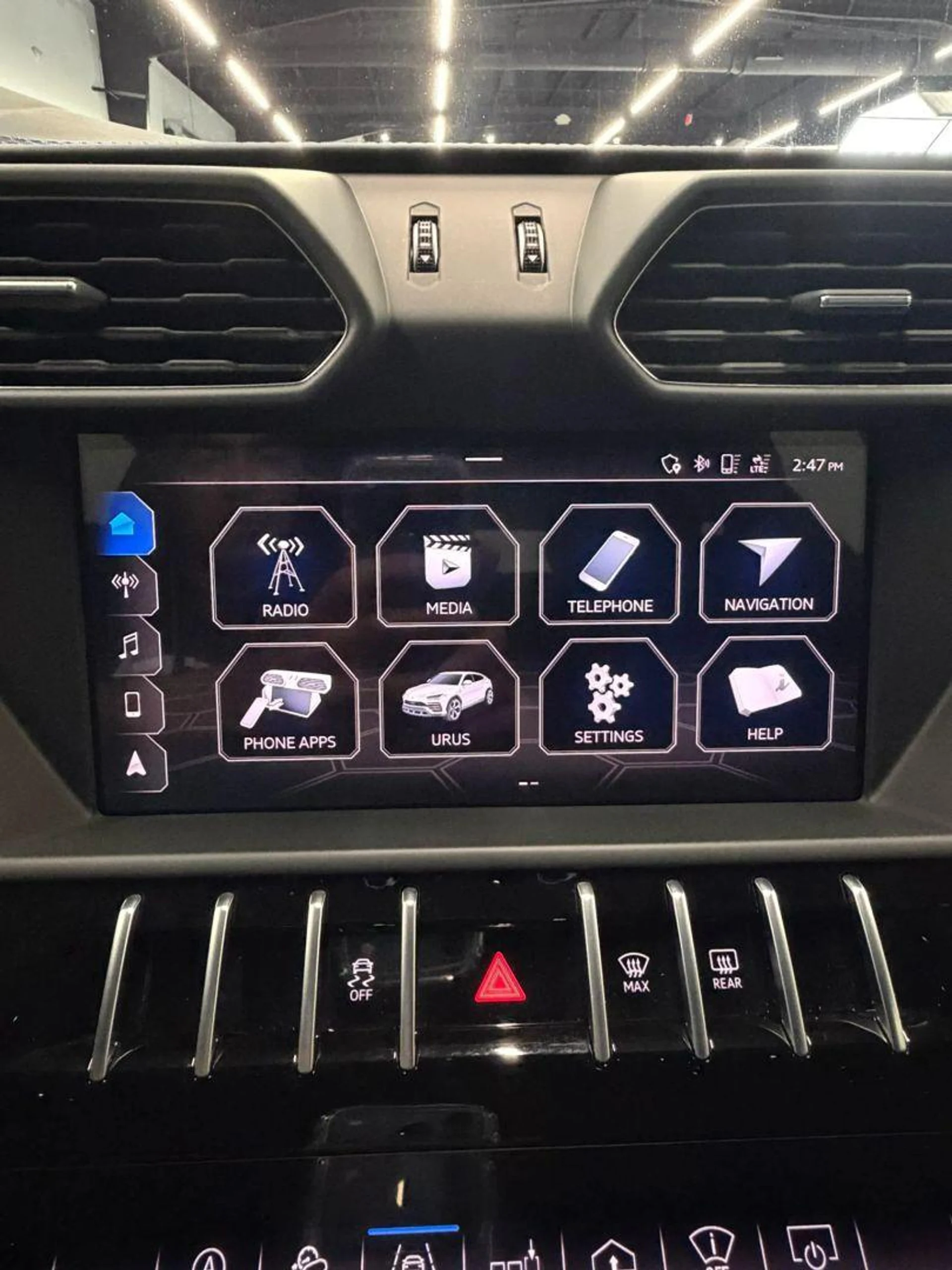 mph070_3970273929_Used_2019_Lamborghini_Urus_Sport_Utility_4_D_1784105708_b0bf4fe0a5