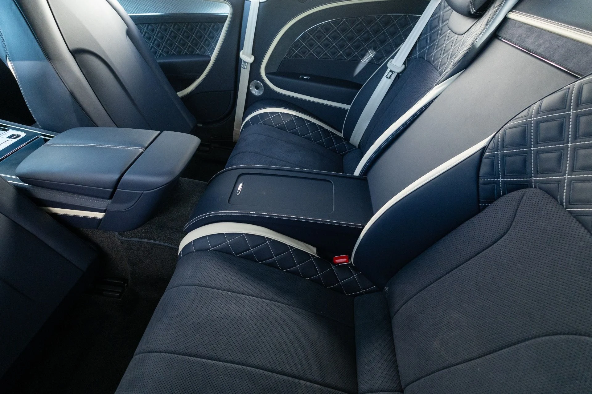 mph070_3983919190_Used_2023_Bentley_Continental_GT_Speed_1775098495_9b5a3413a3