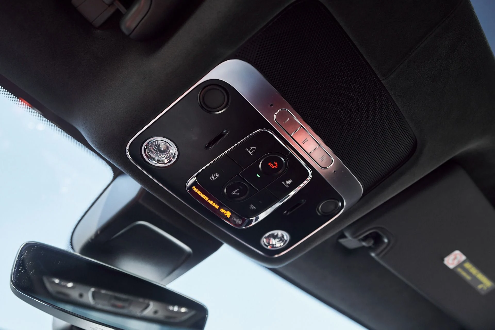 mph070_4034087557_Used_2023_Bentley_Continental_GT_Azure_1764903679_b52dde2ef3