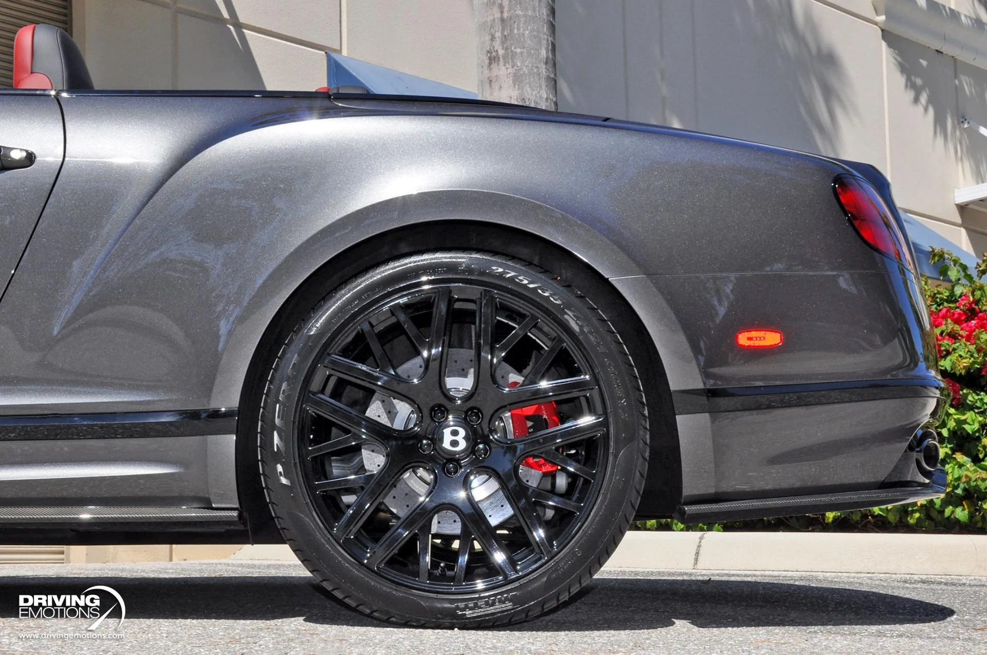 mph070_4037457526_891_p71_l_4fa3df615f