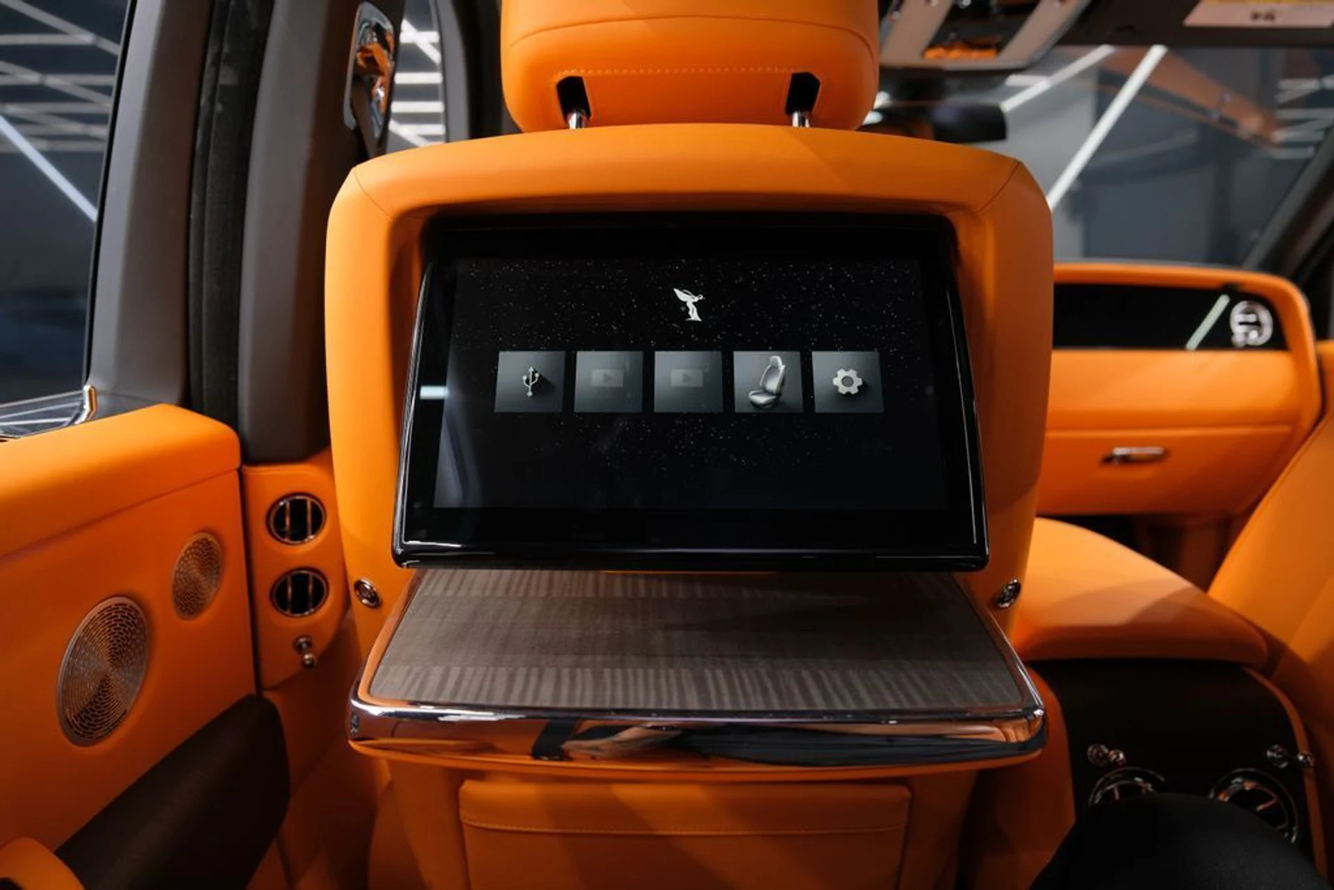 mph070_403911255_68b768f0fc4bb417b0051811dbe83e15_9ce3303445